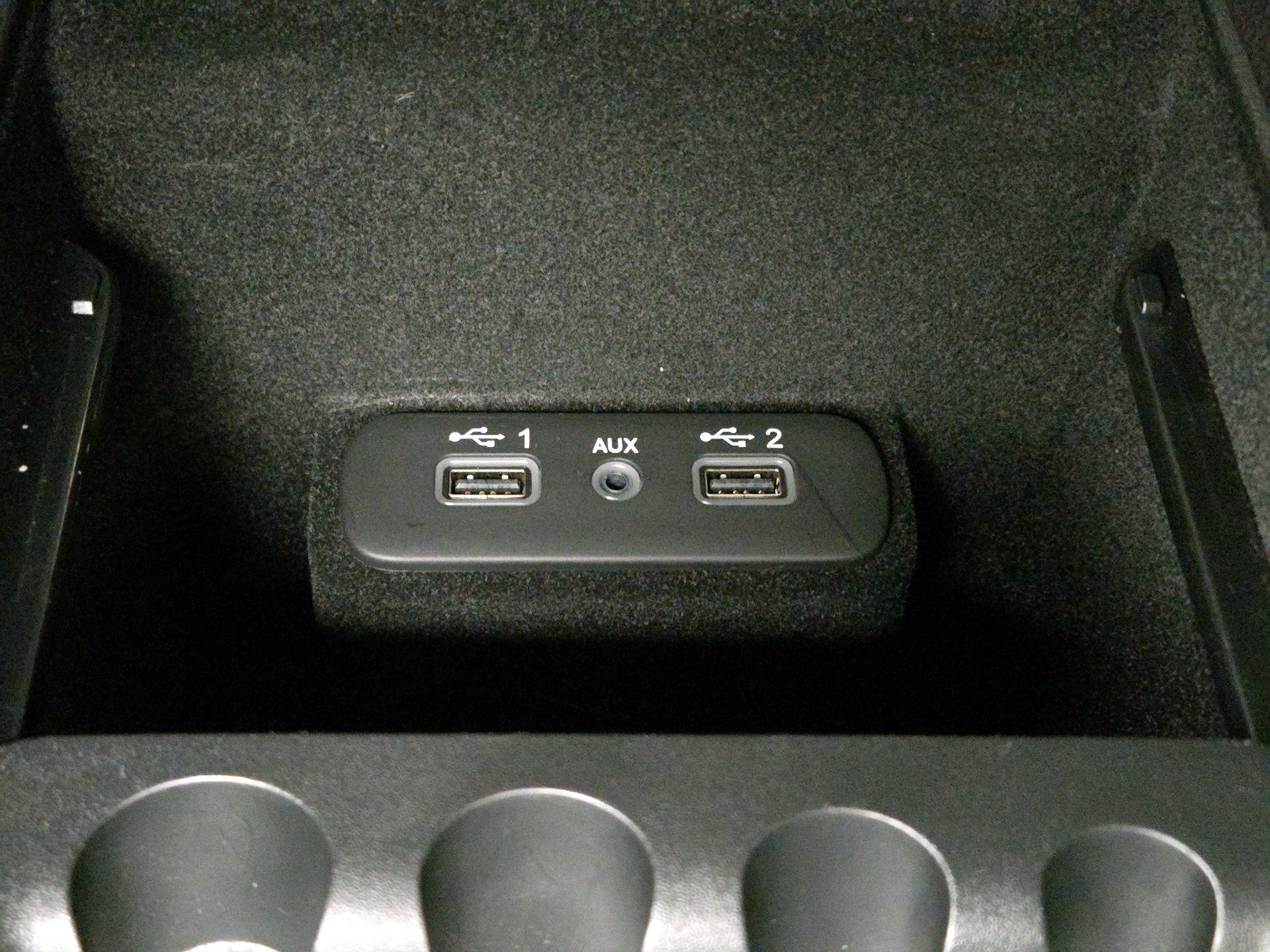 Thumbnail: 2022 Dodge Charger - 19