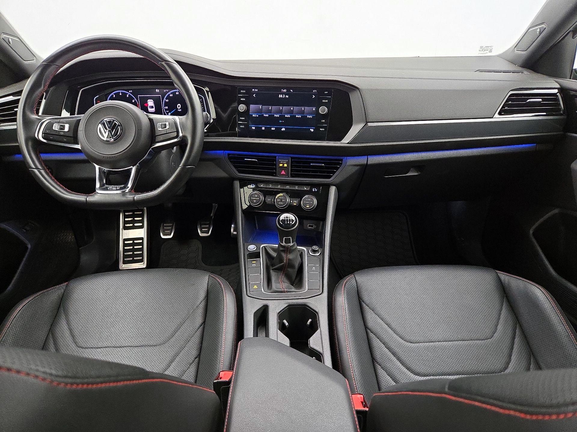 Thumbnail: 2019 Volkswagen Jetta - 9