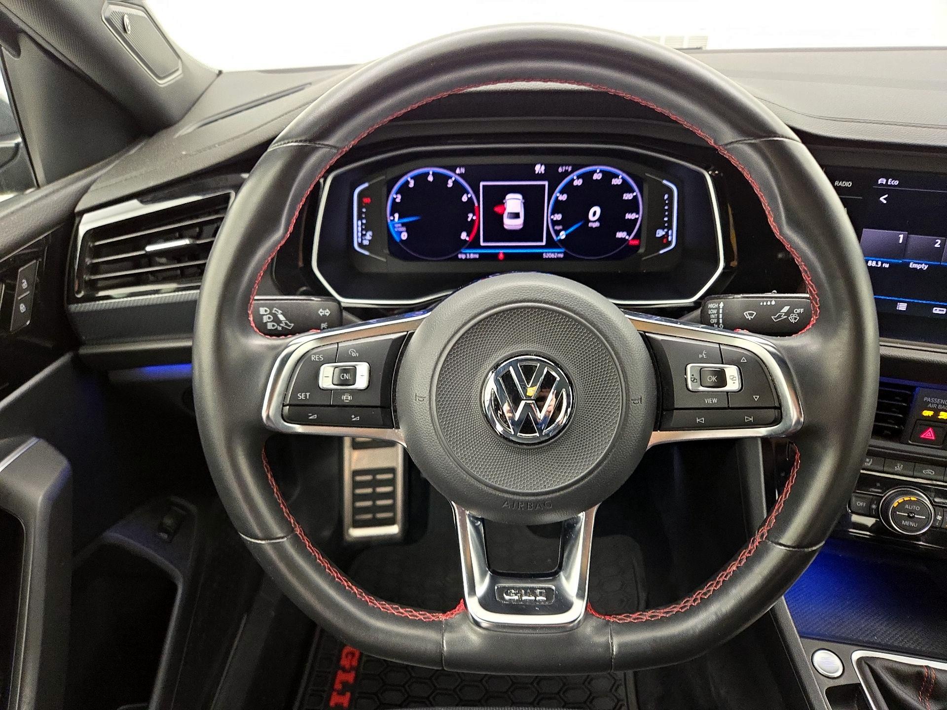 Thumbnail: 2019 Volkswagen Jetta - 10