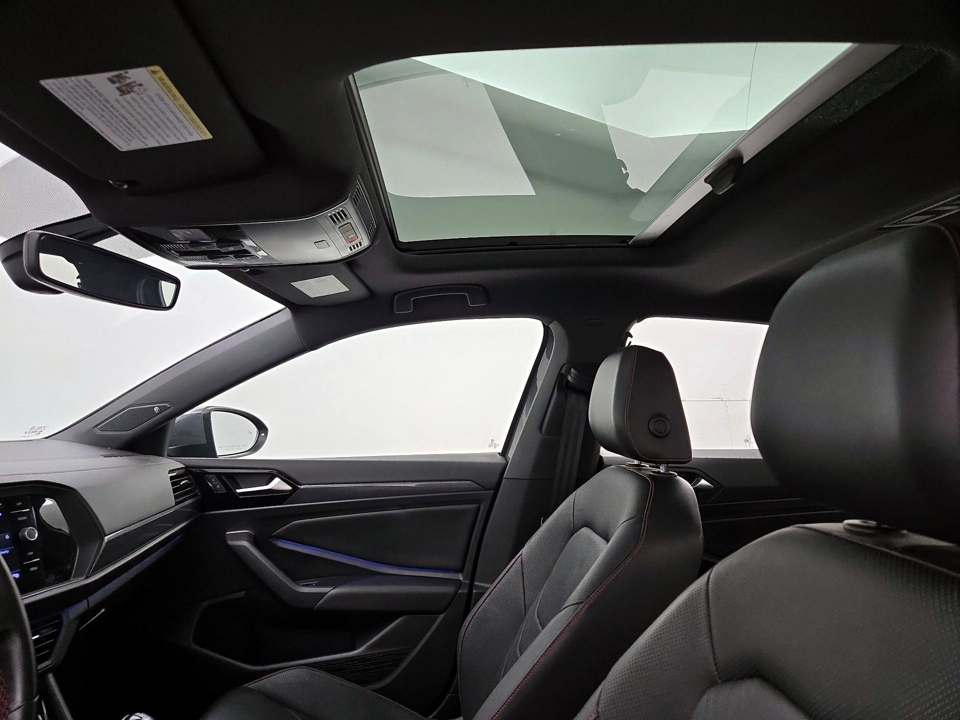 Thumbnail: 2019 Volkswagen Jetta - 19