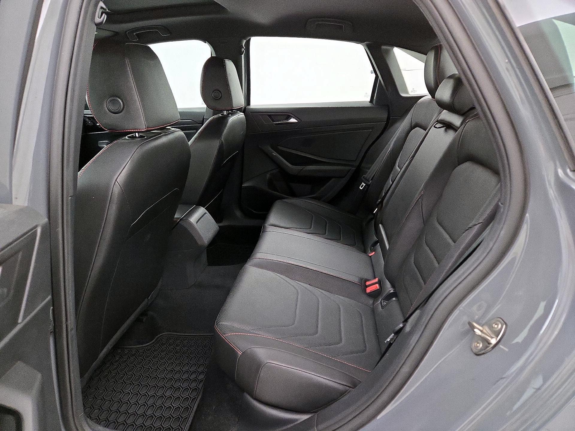 Thumbnail: 2019 Volkswagen Jetta - 20