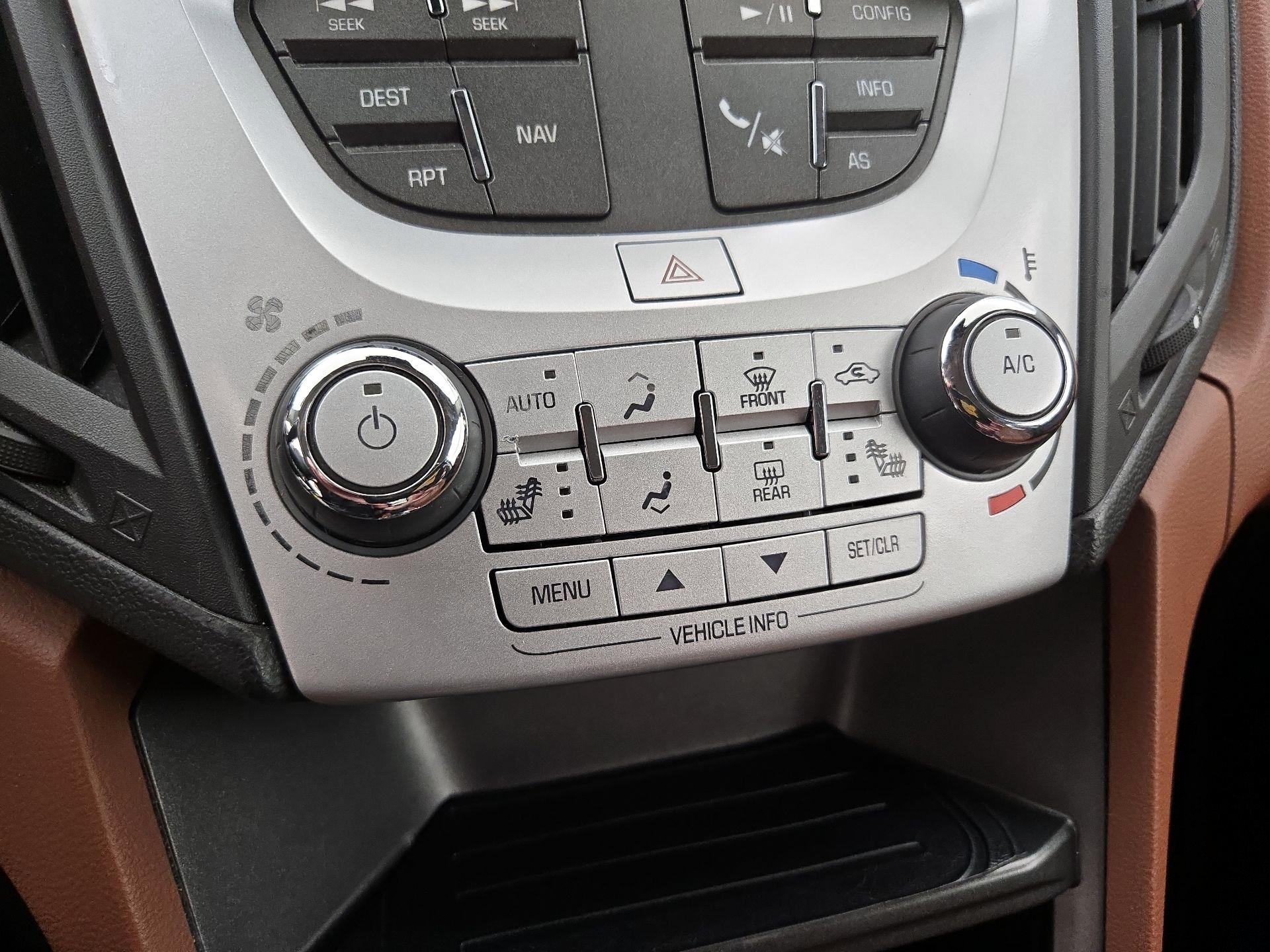 Thumbnail: 2016 Chevrolet Equinox - 17