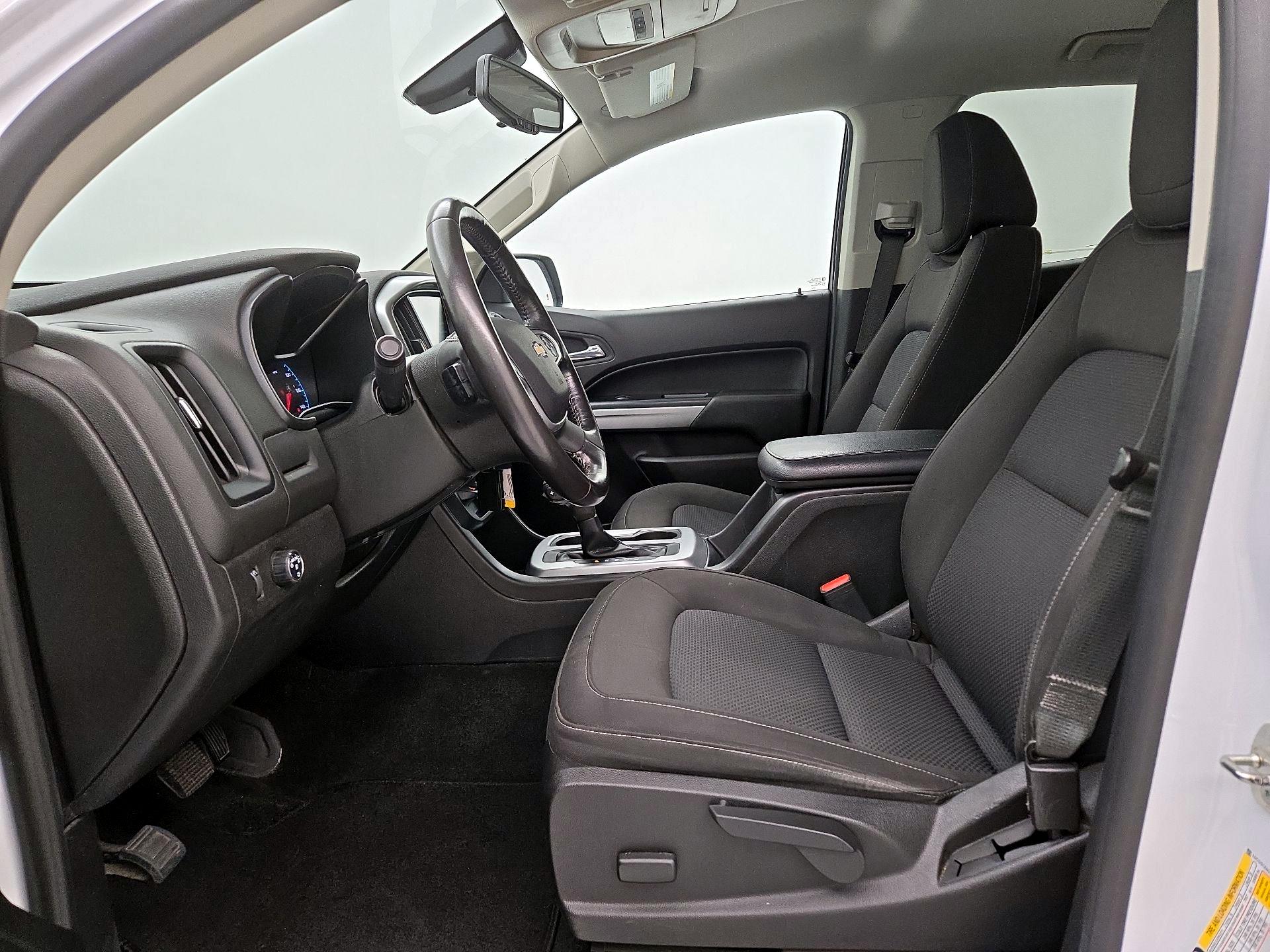 Thumbnail: 2018 Chevrolet Colorado - 11