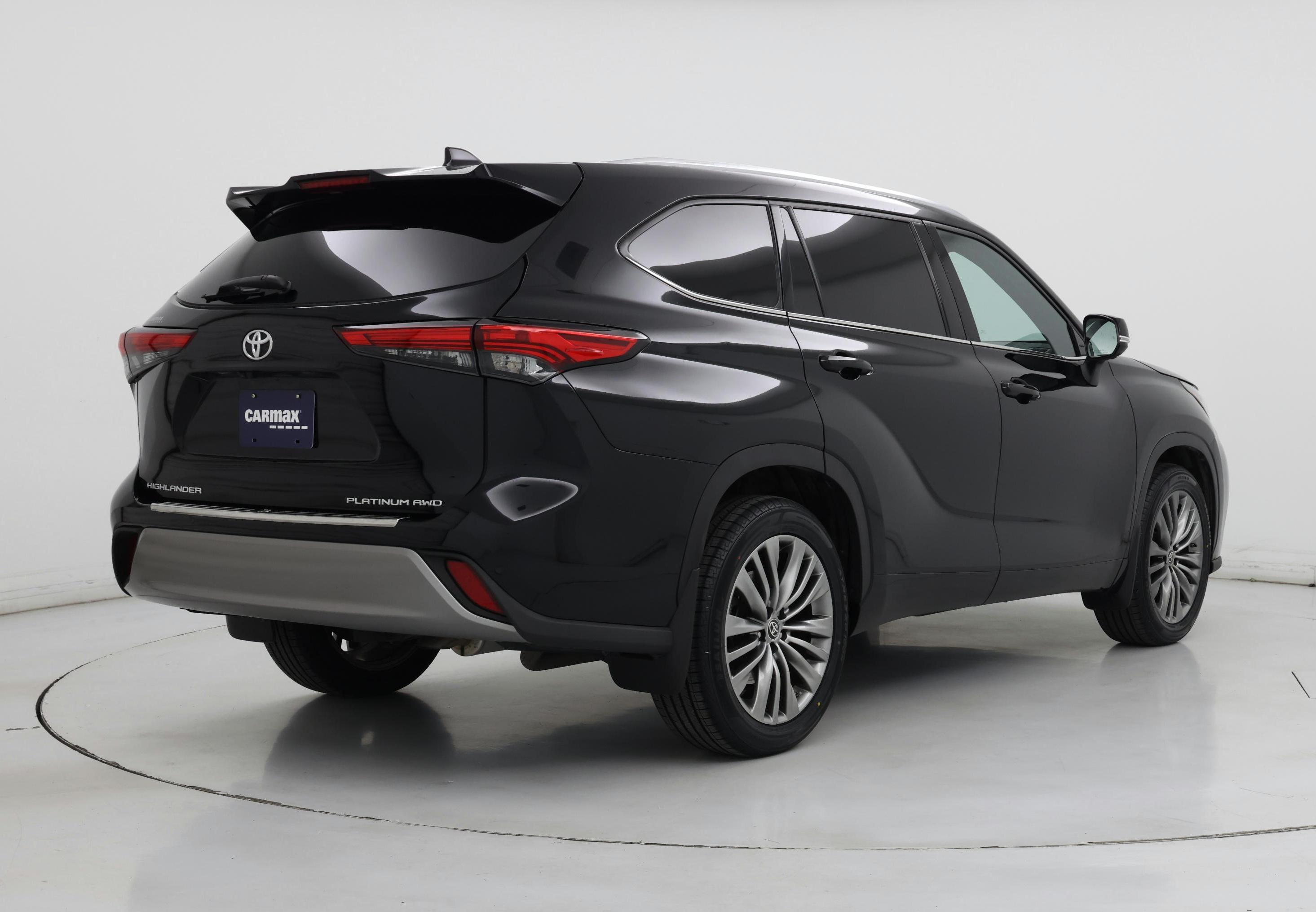 Thumbnail: 2021 Toyota Highlander - 8