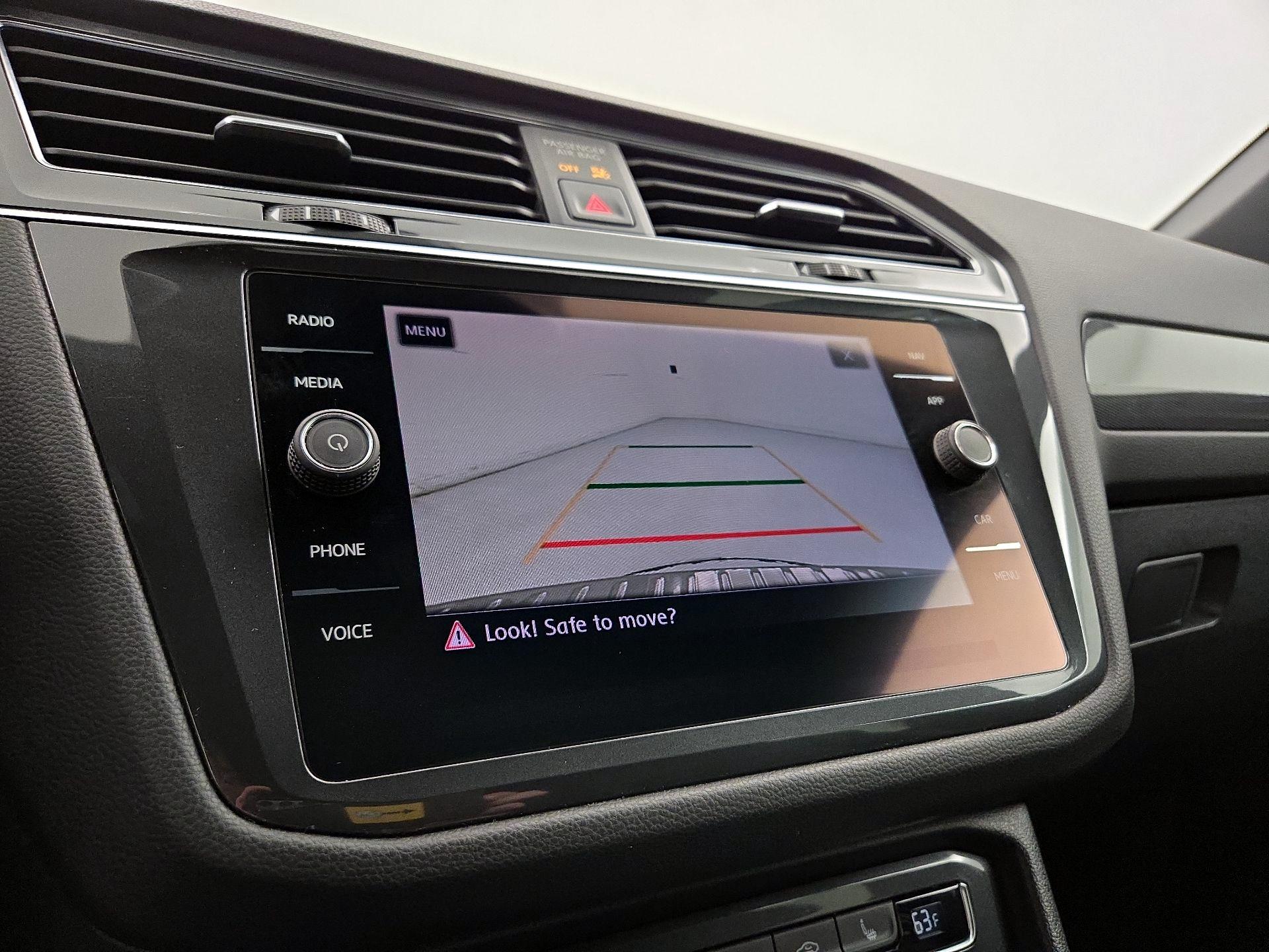 Thumbnail: 2019 Volkswagen Tiguan - 15