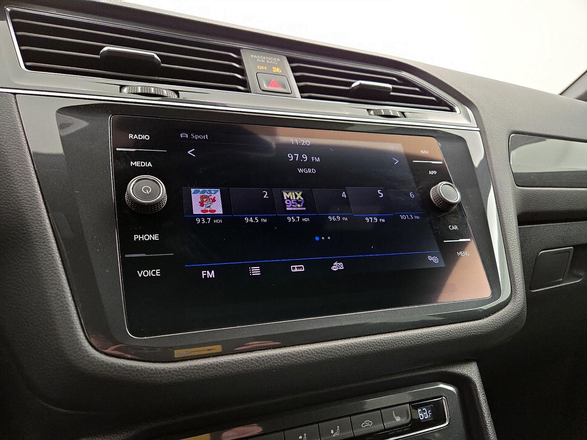 Thumbnail: 2019 Volkswagen Tiguan - 16