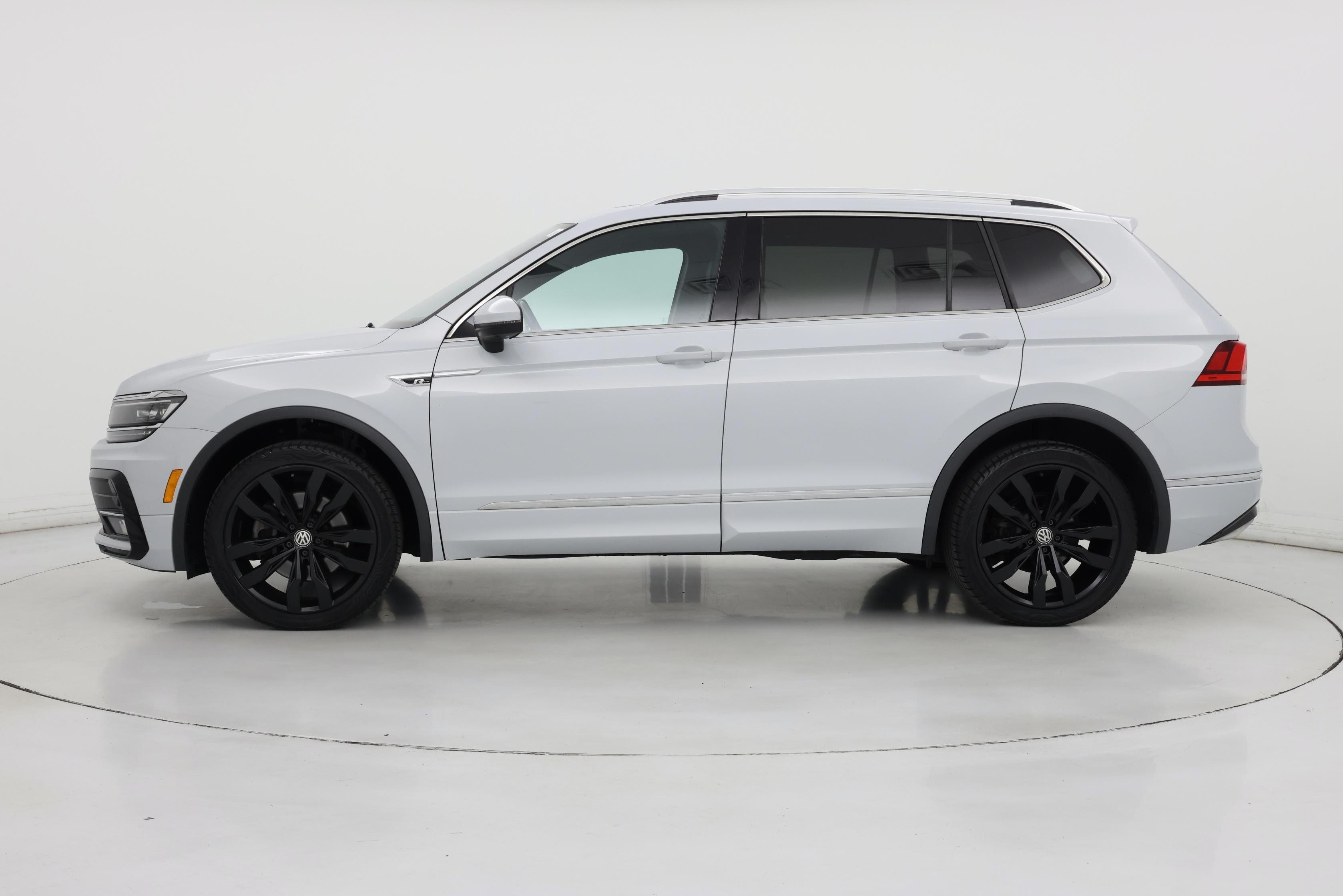 Thumbnail: 2019 Volkswagen Tiguan - 3