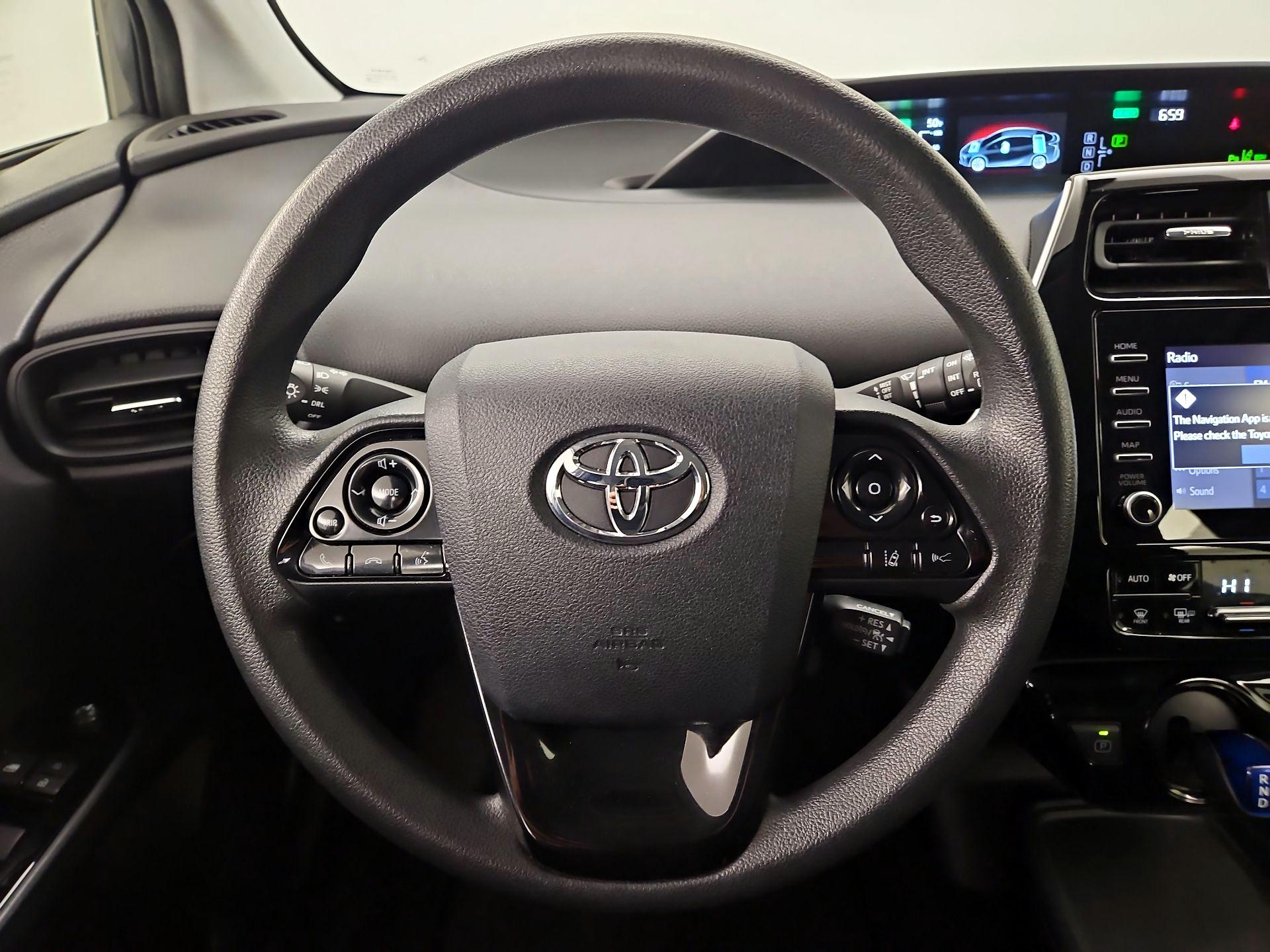 Thumbnail: 2022 Toyota Prius - 10