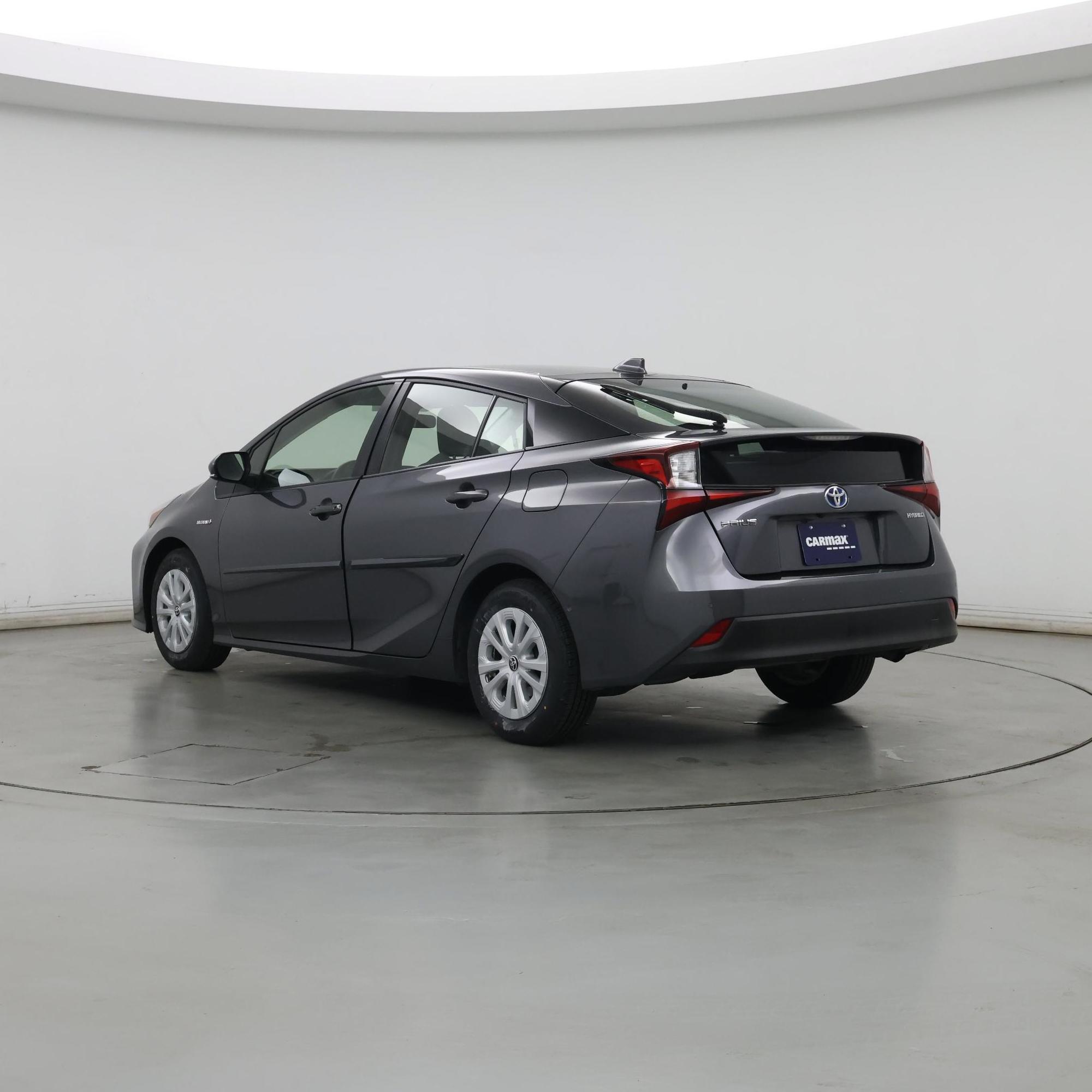 Thumbnail: 2022 Toyota Prius - 2