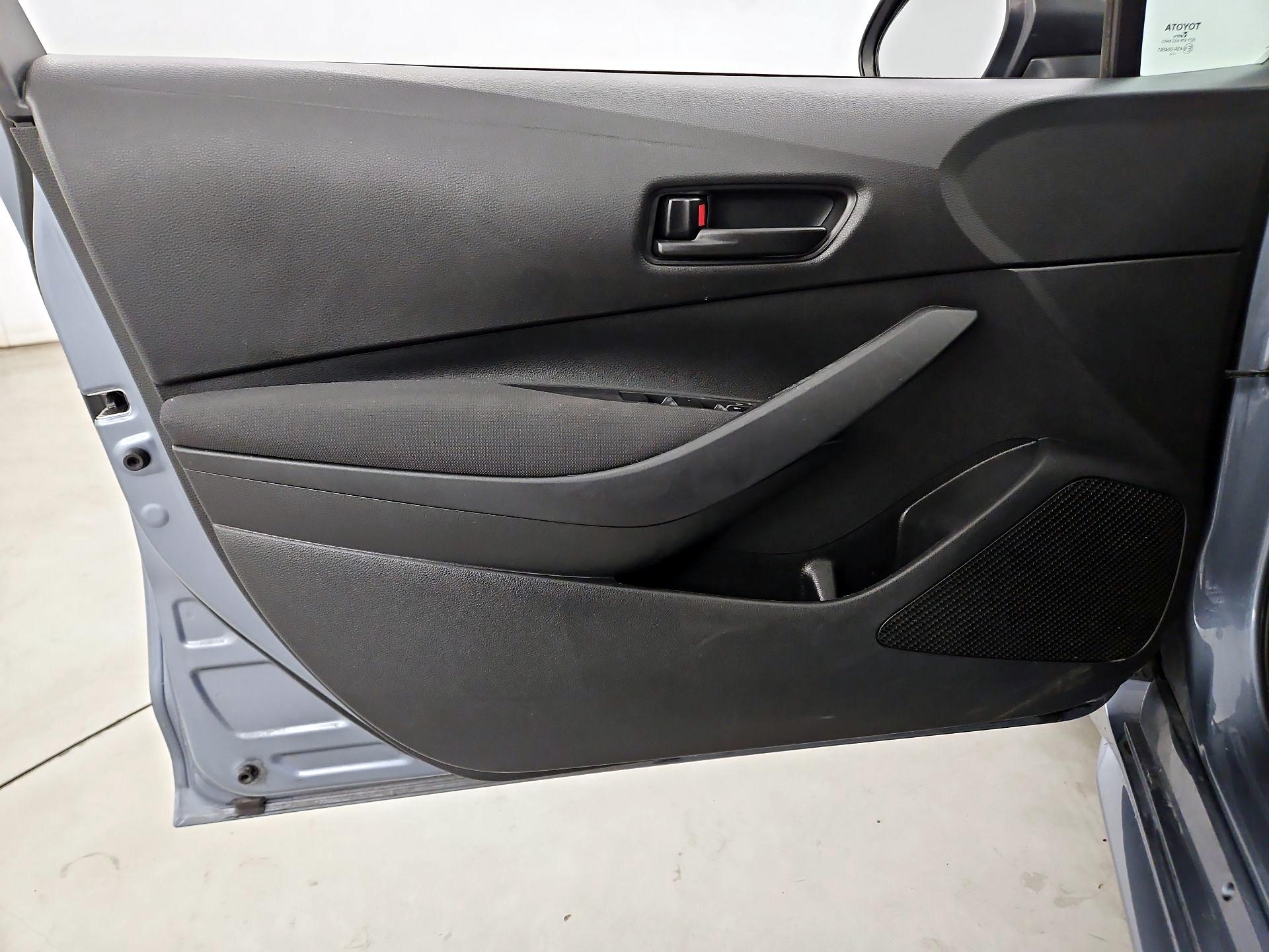 Thumbnail: 2023 Toyota Corolla - 12