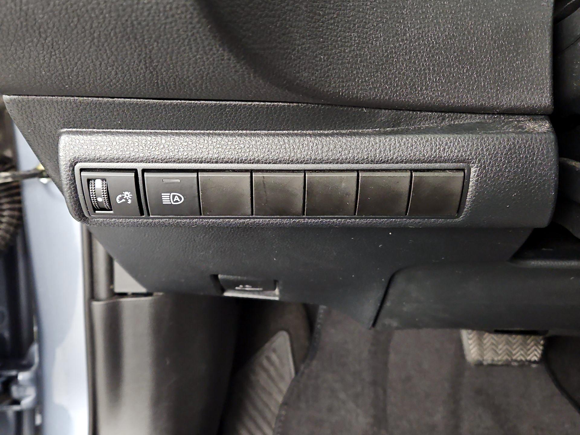 Thumbnail: 2023 Toyota Corolla - 13