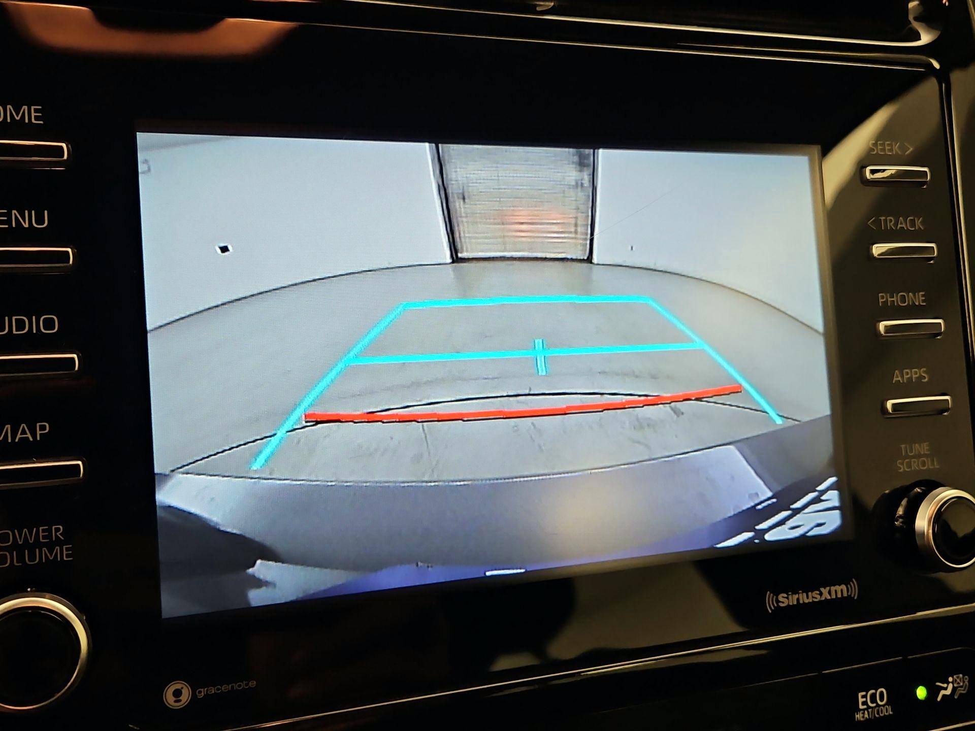 Thumbnail: 2022 Toyota Prius - 14