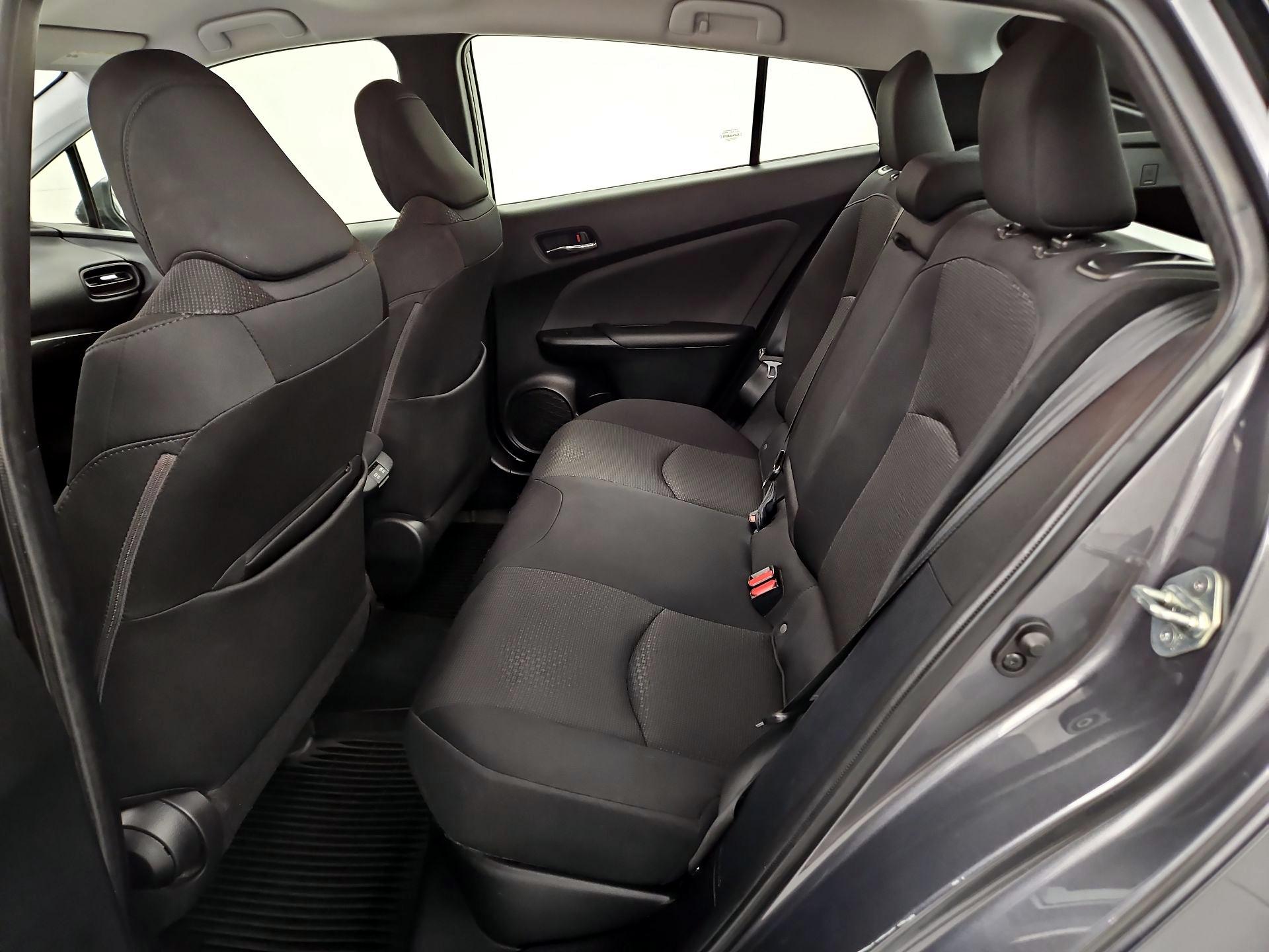 Thumbnail: 2022 Toyota Prius - 18