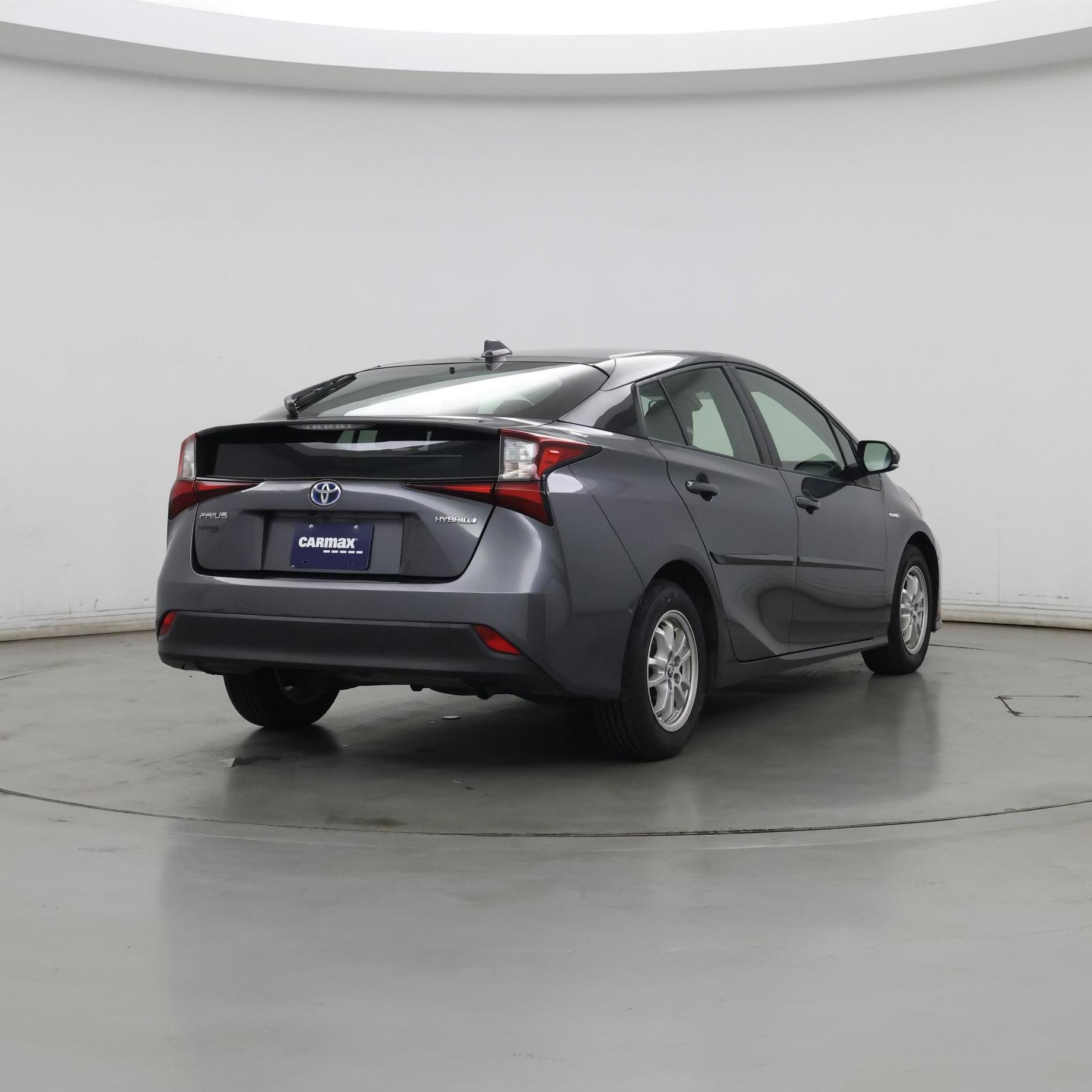 Thumbnail: 2022 Toyota Prius - 8