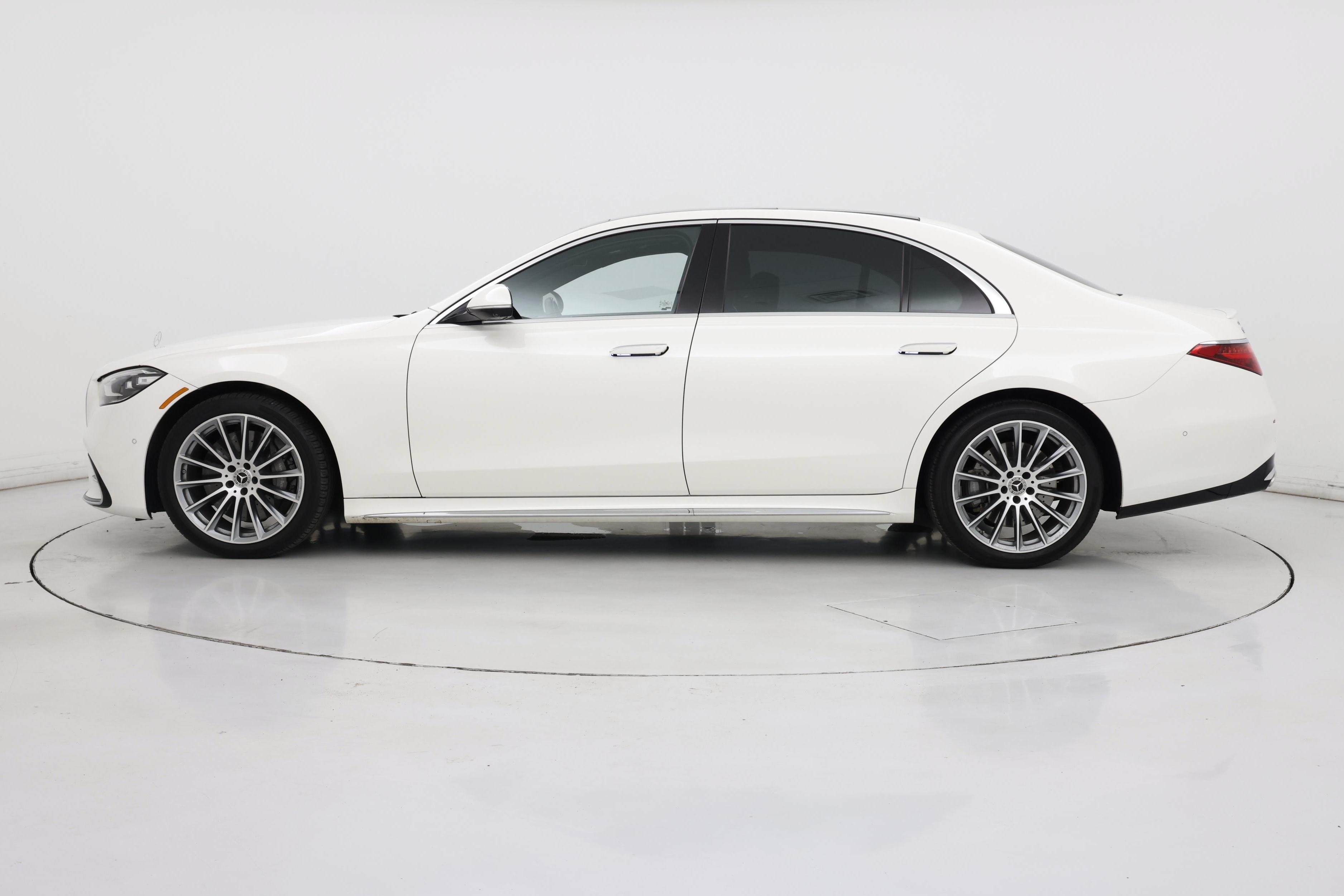 Thumbnail: 2023 Mercedes-Benz S-Class - 3