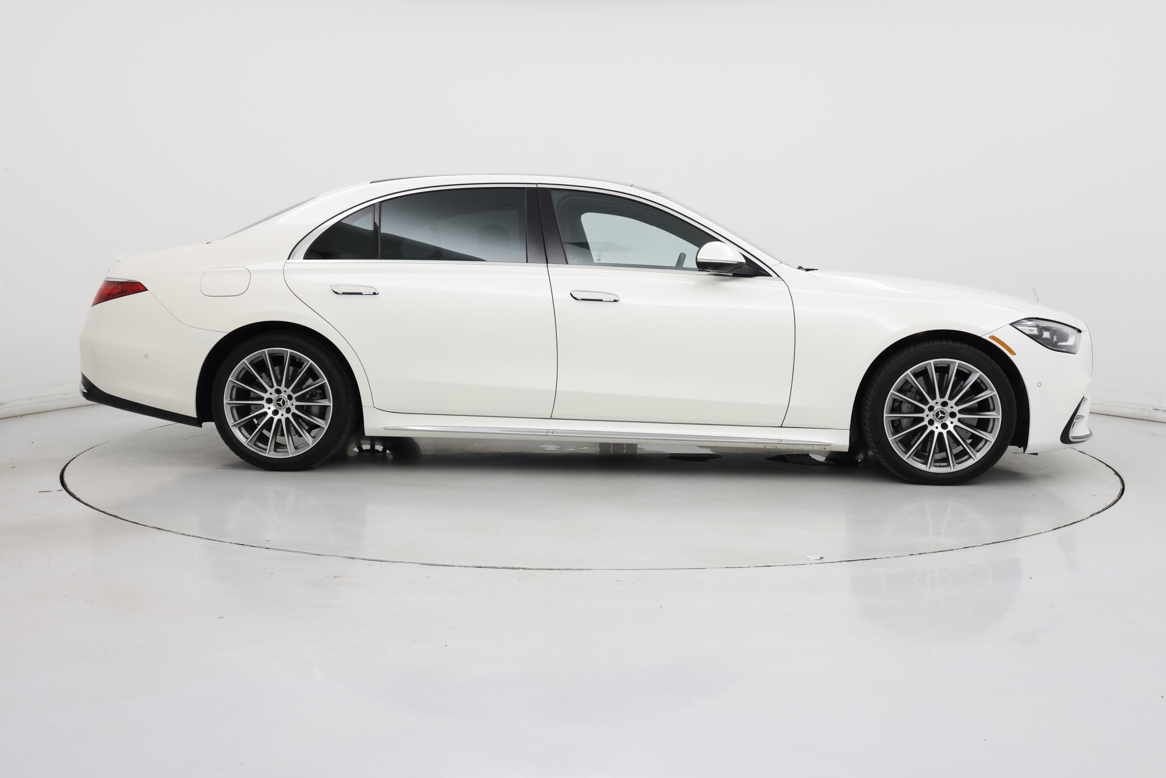 Thumbnail: 2023 Mercedes-Benz S-Class - 7