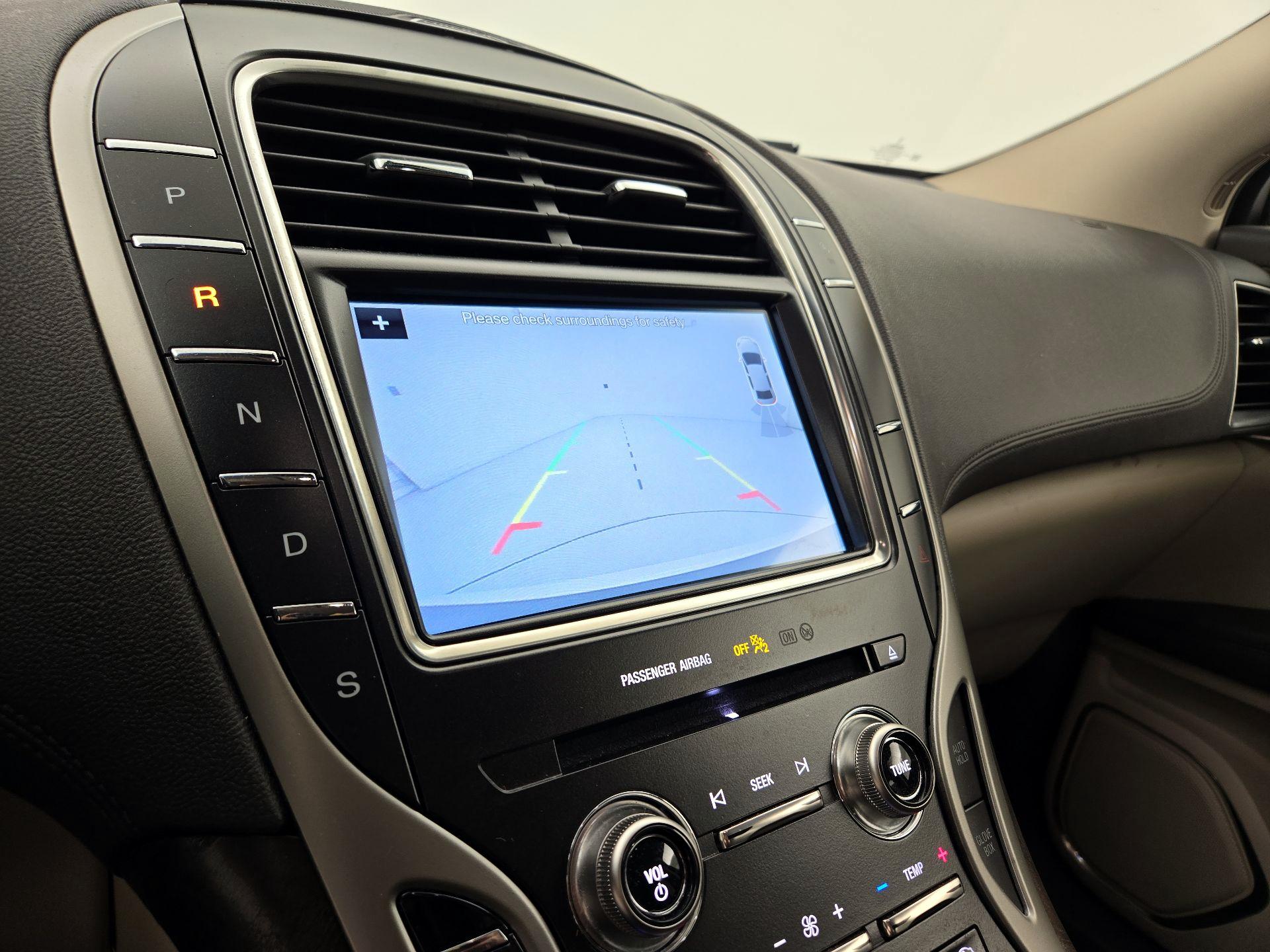 Thumbnail: 2019 Lincoln Nautilus - 15