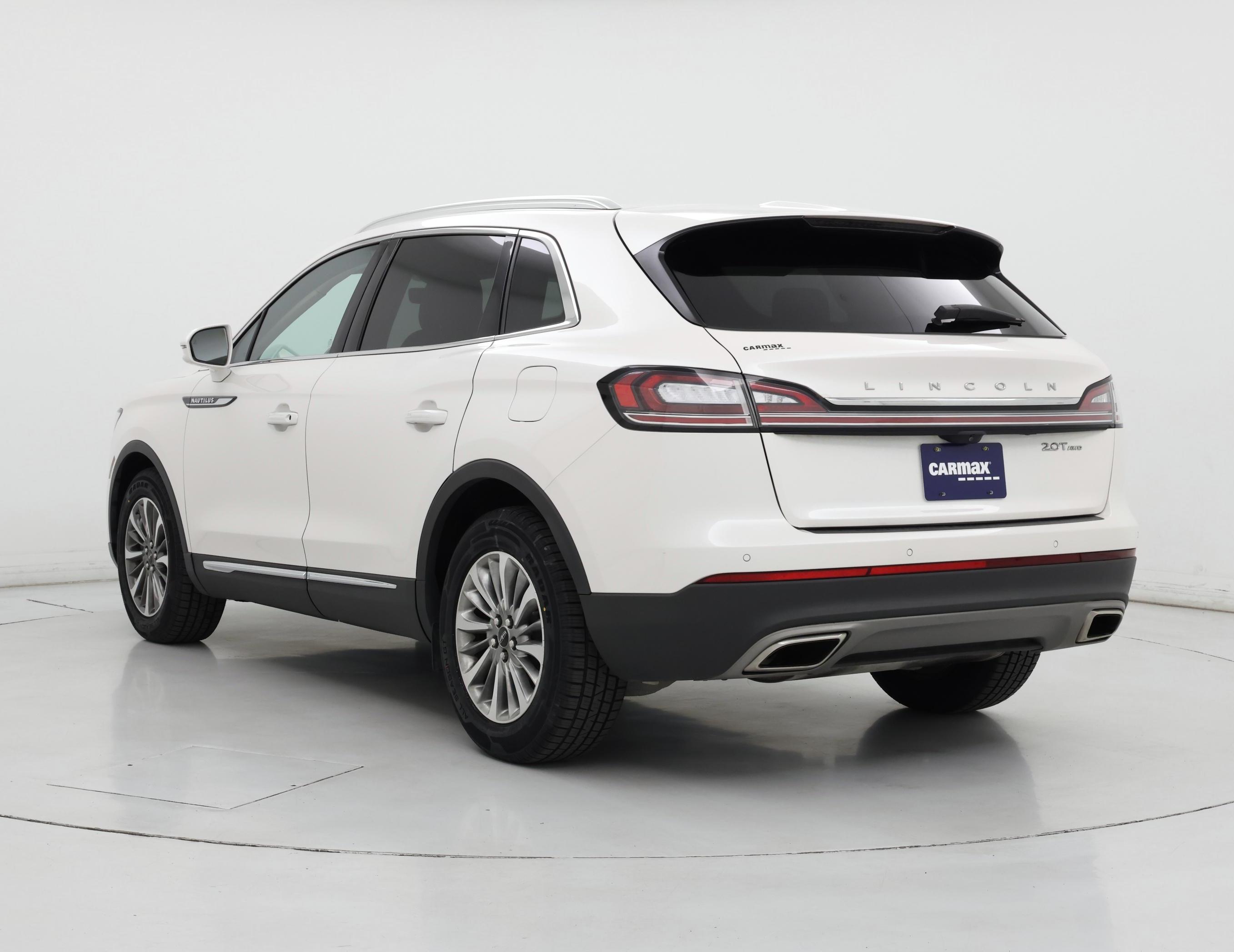 Thumbnail: 2019 Lincoln Nautilus - 2