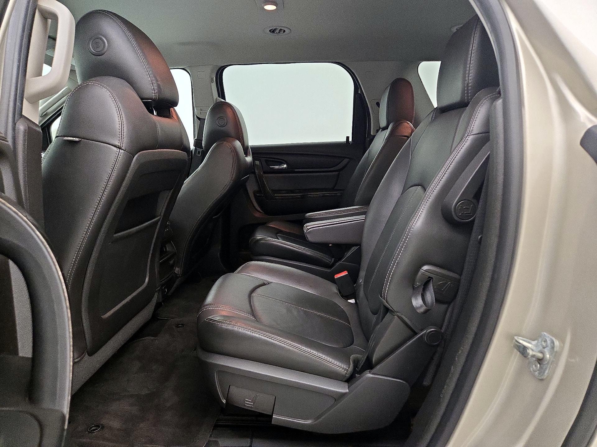 Thumbnail: 2017 GMC Acadia - 19
