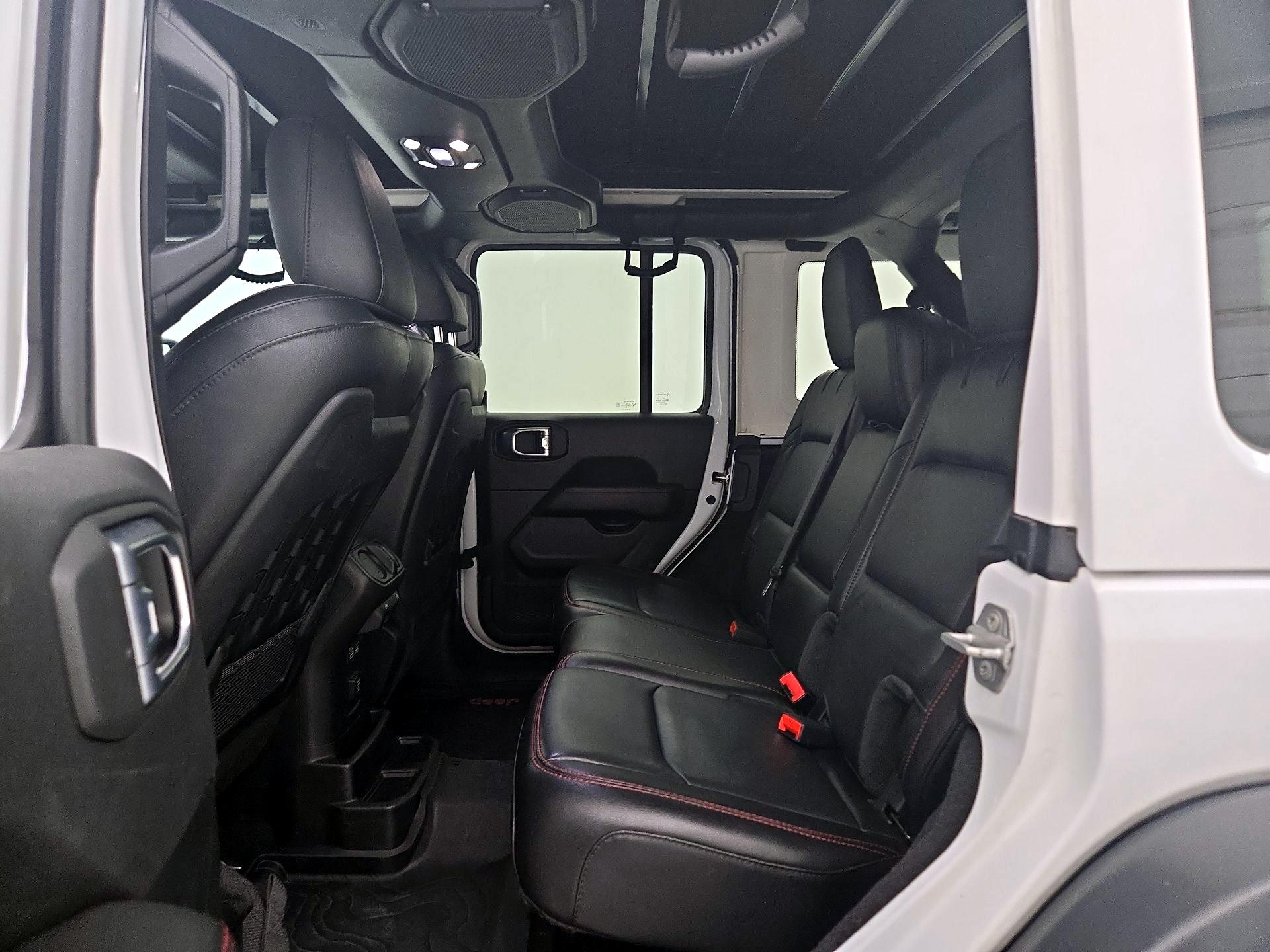 Thumbnail: 2021 Jeep Wrangler - 19