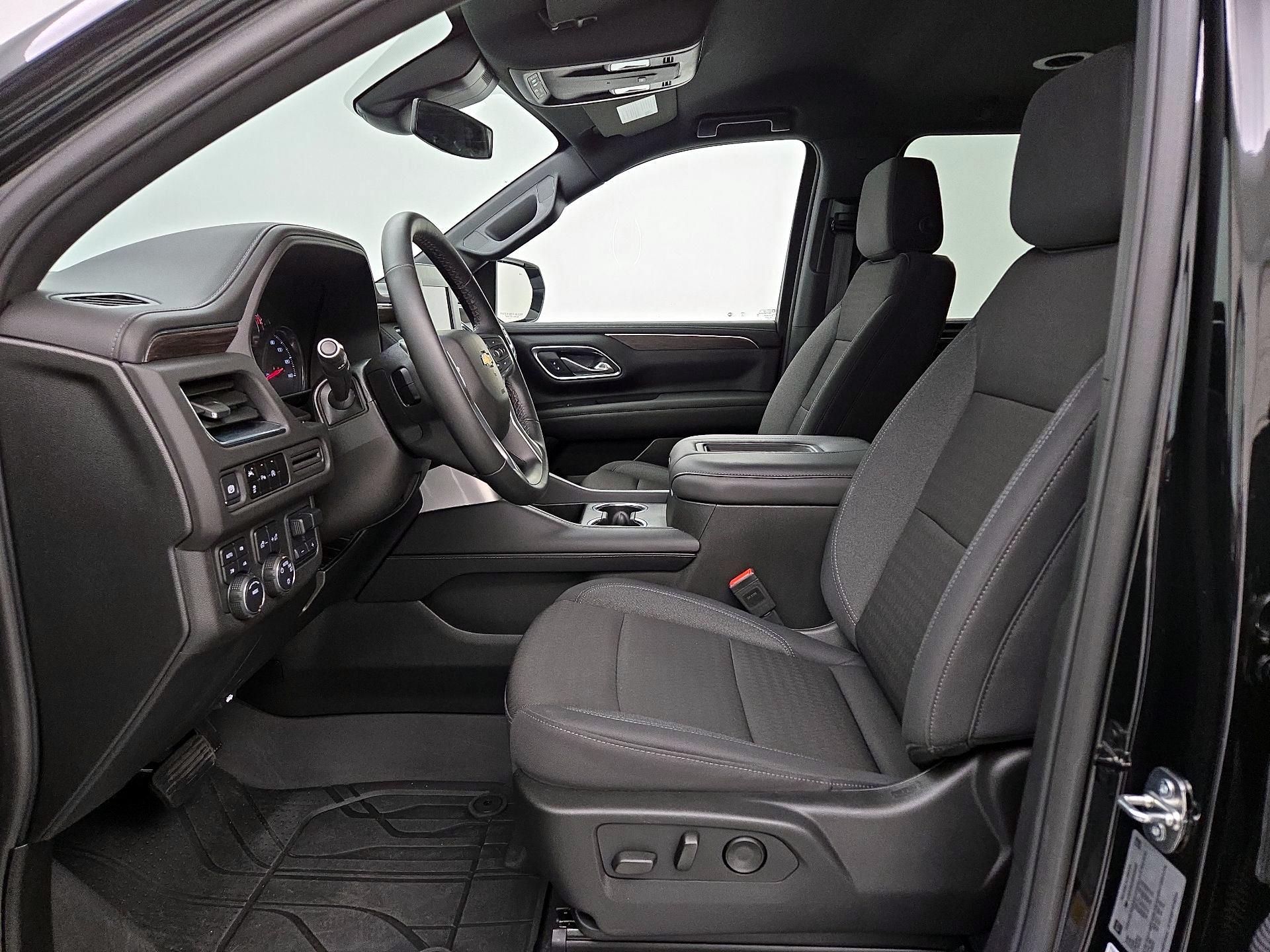 Thumbnail: 2024 Chevrolet Suburban - 11
