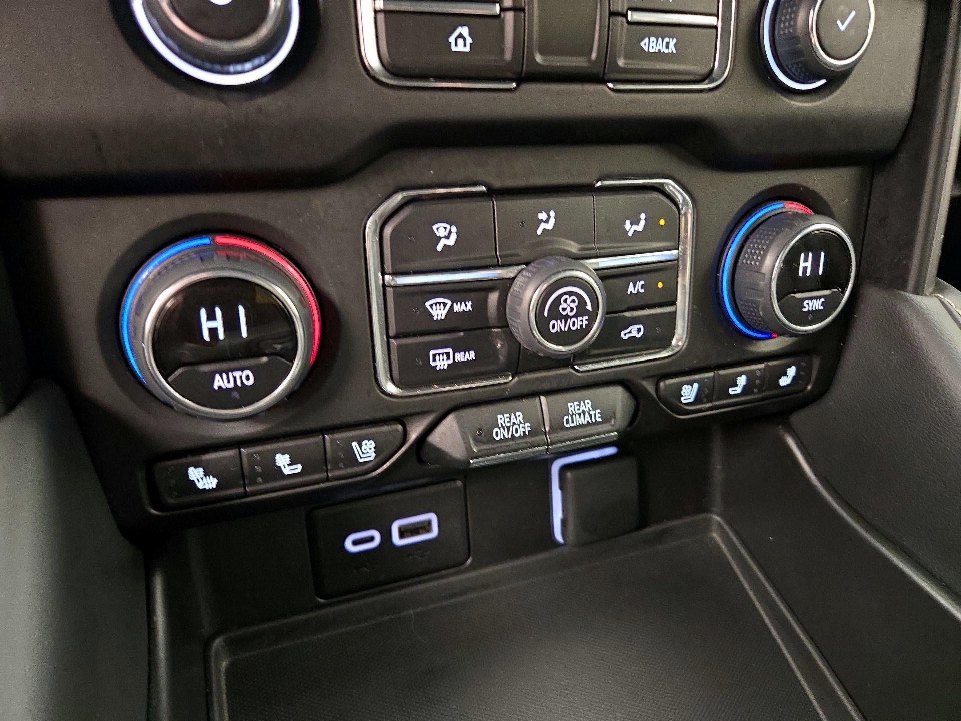 Thumbnail: 2024 Chevrolet Tahoe - 16