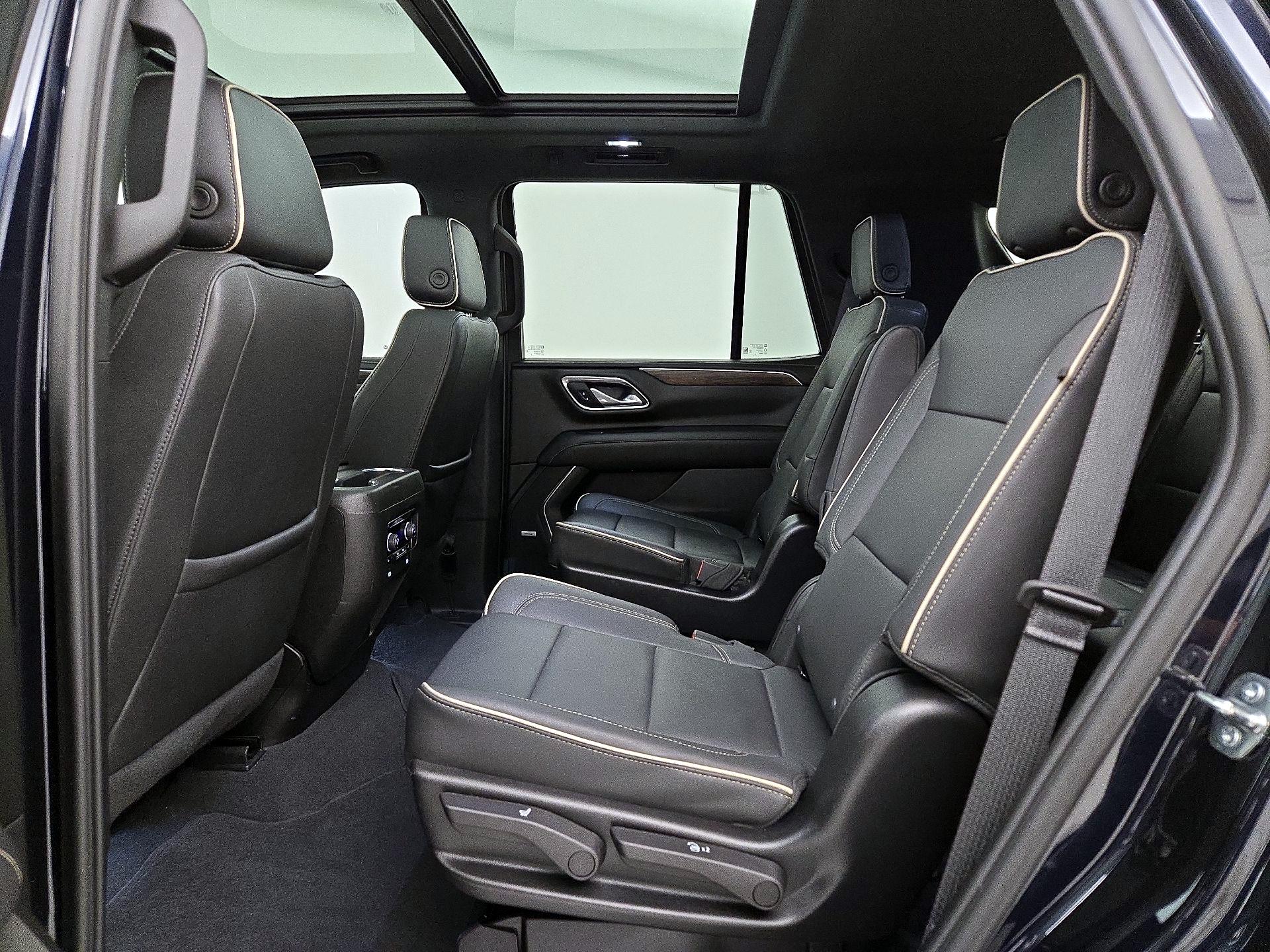 Thumbnail: 2024 Chevrolet Tahoe - 20