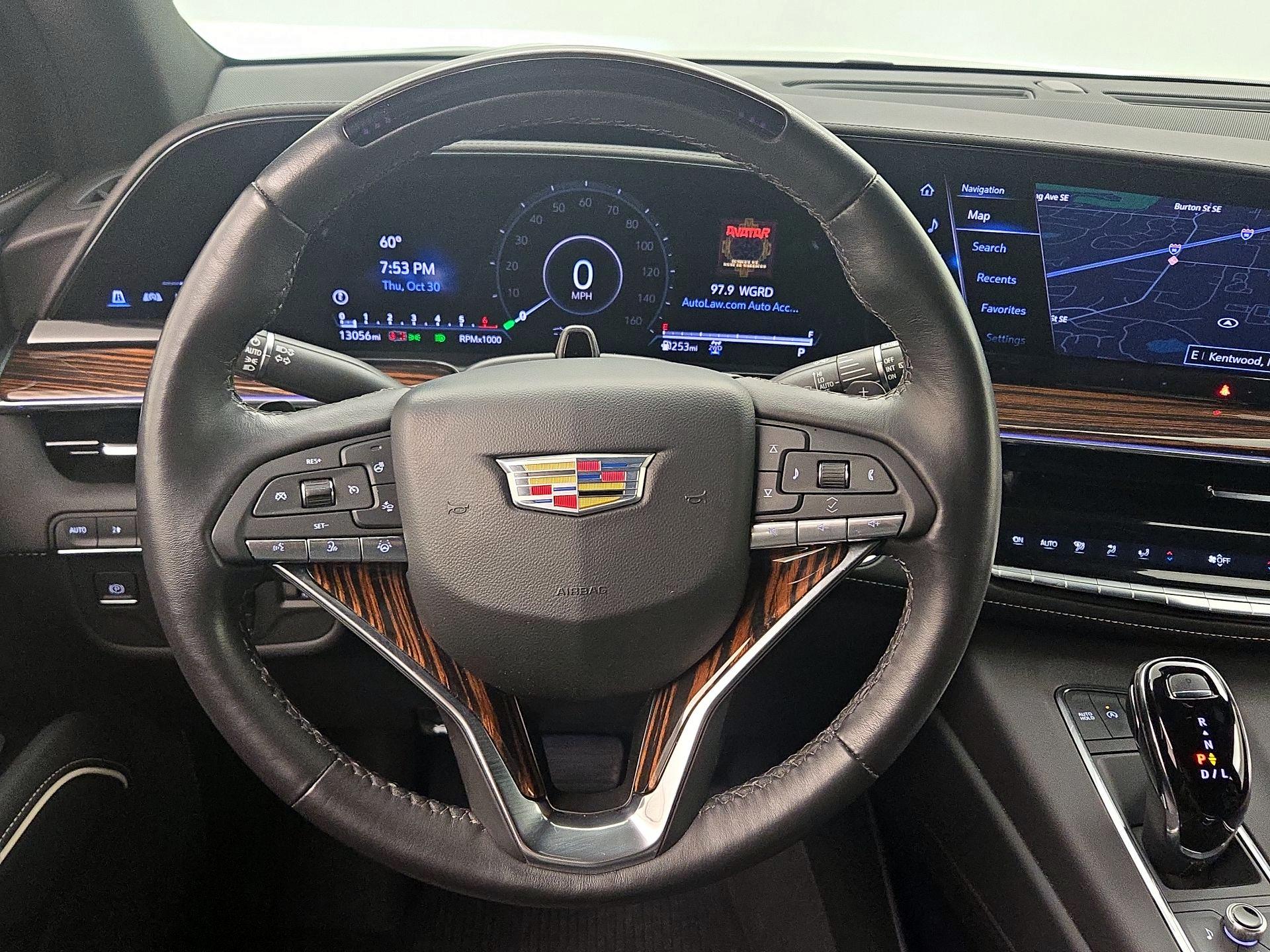 Thumbnail: 2024 Cadillac Escalade - 10