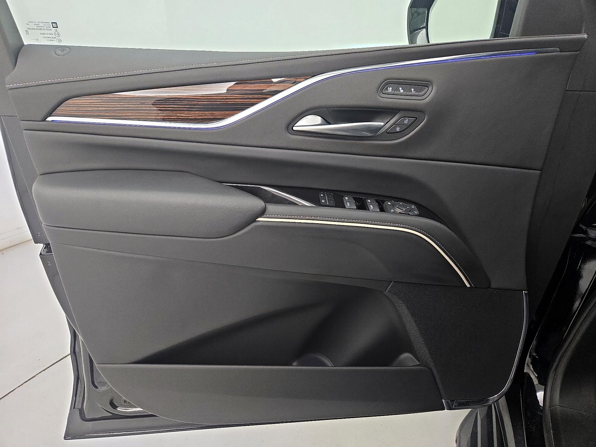 Thumbnail: 2024 Cadillac Escalade - 12