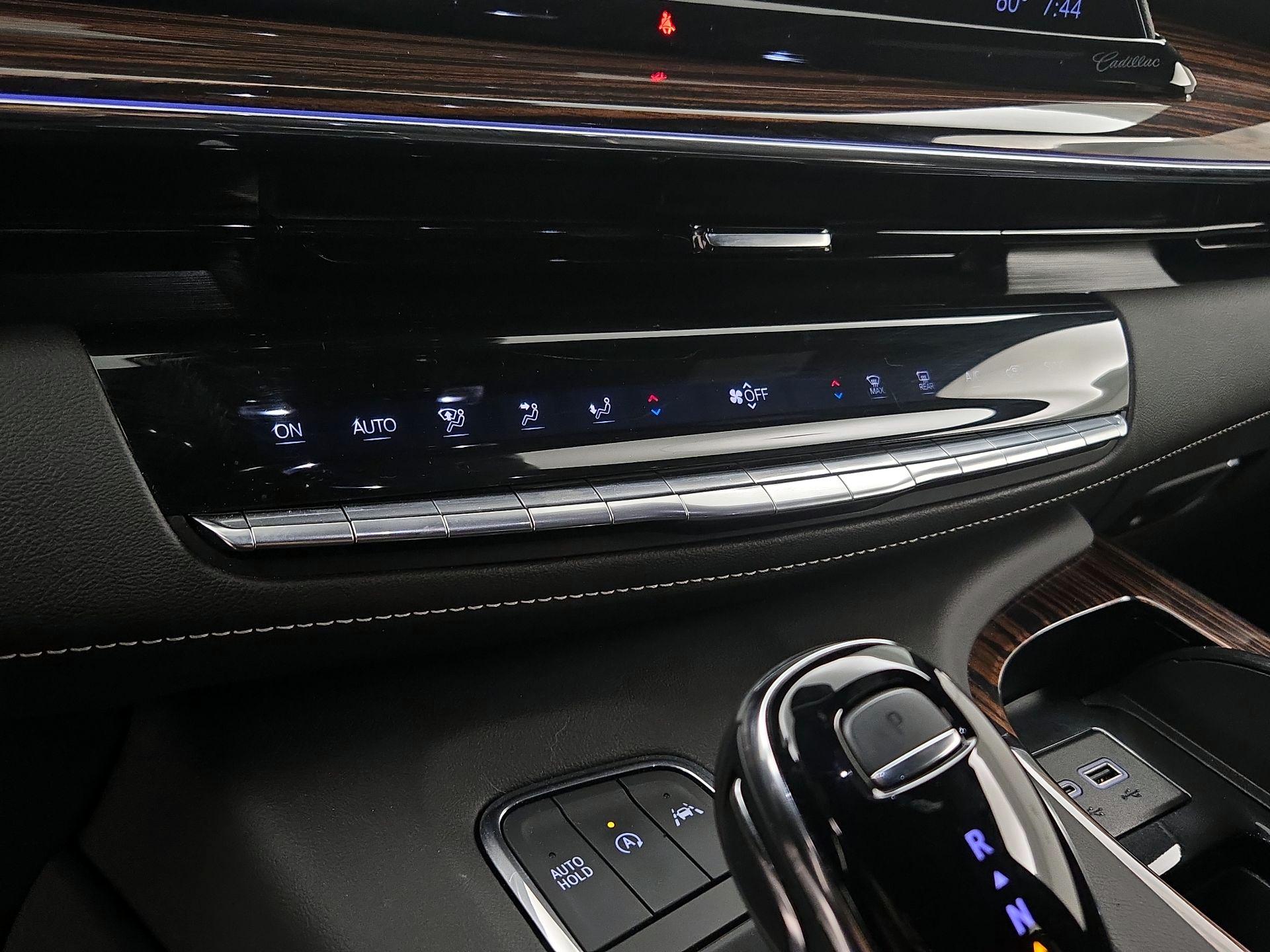 Thumbnail: 2024 Cadillac Escalade - 17