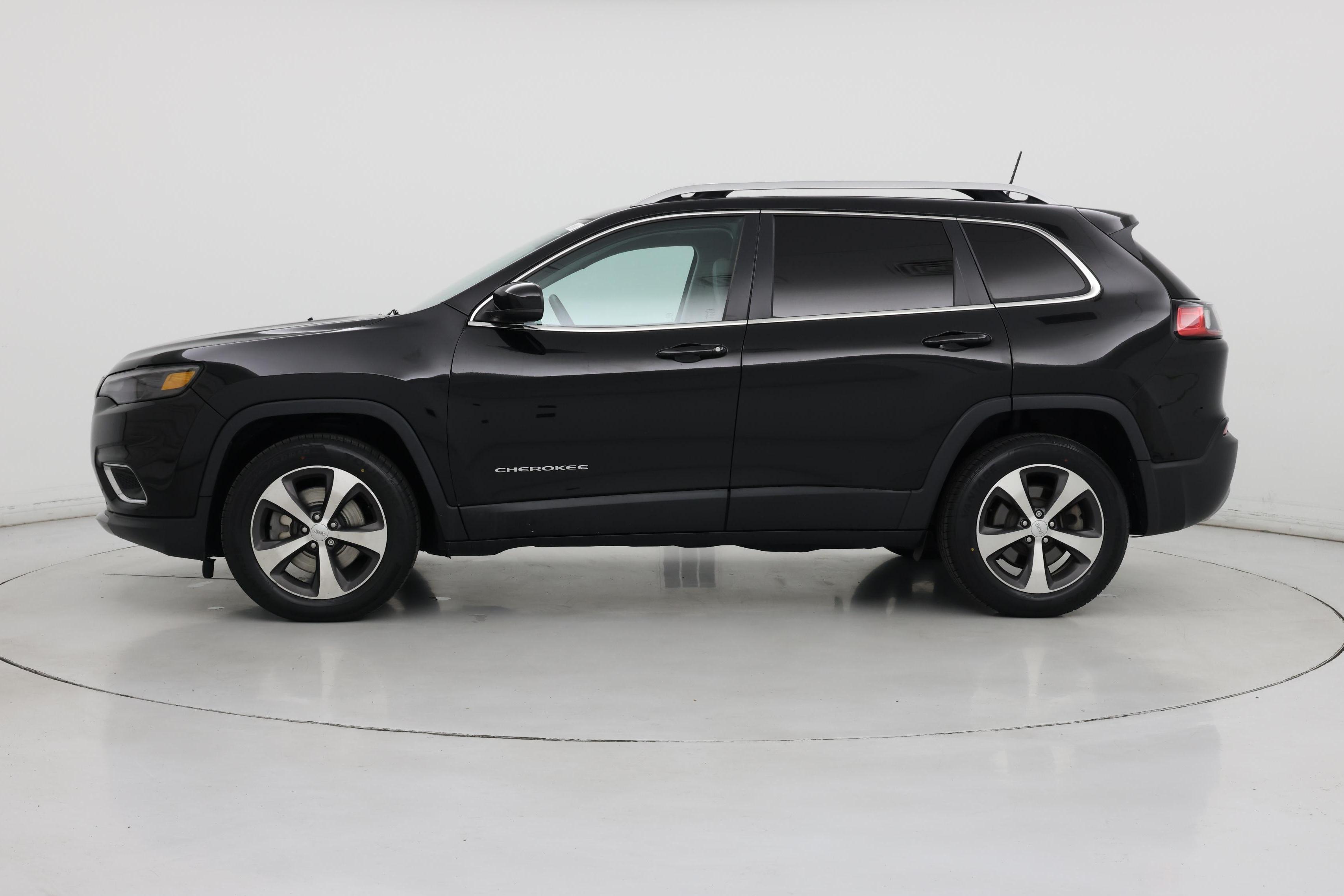 Thumbnail: 2020 Jeep Cherokee - 3