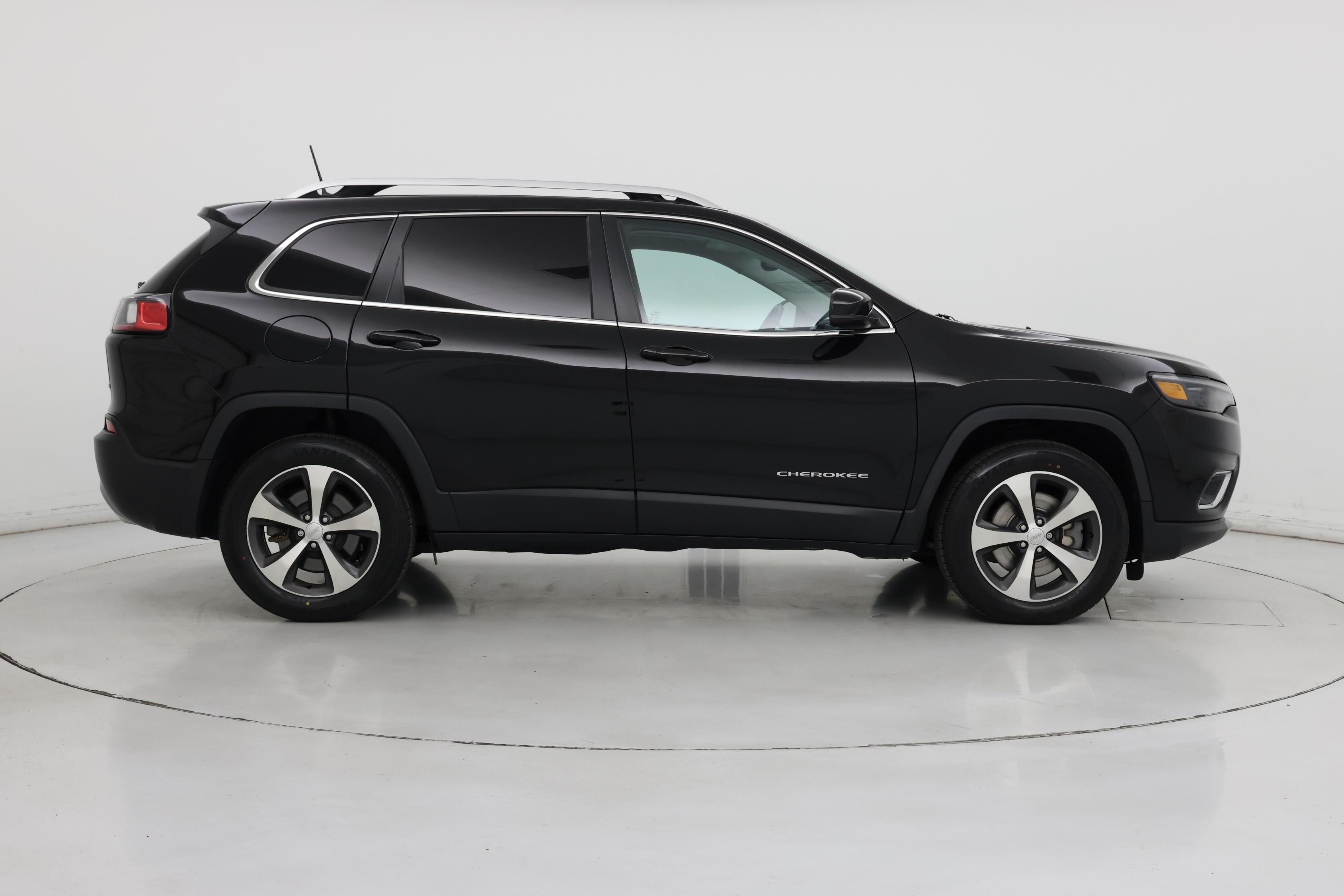 Thumbnail: 2020 Jeep Cherokee - 7
