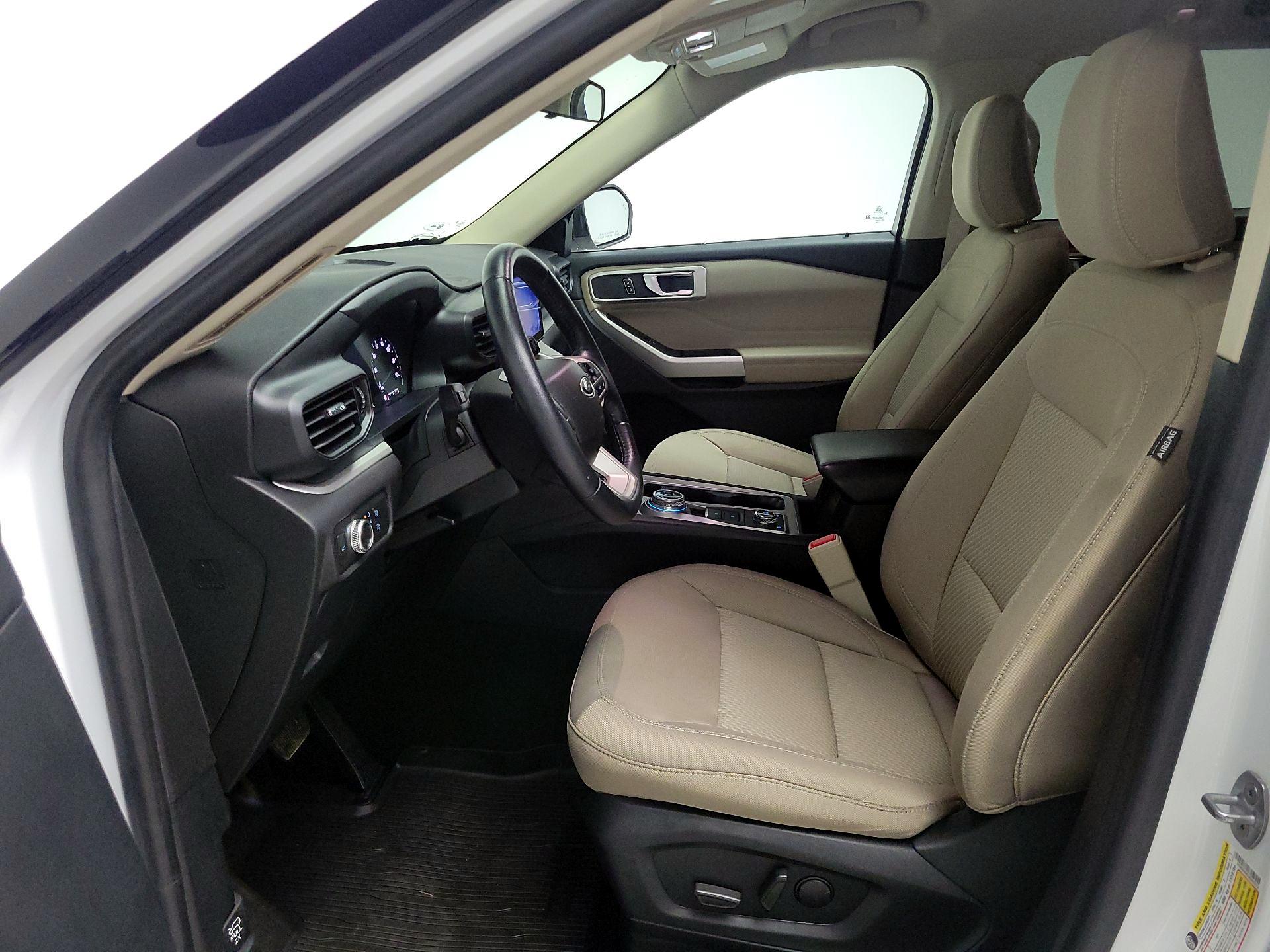 Thumbnail: 2022 Ford Explorer - 11