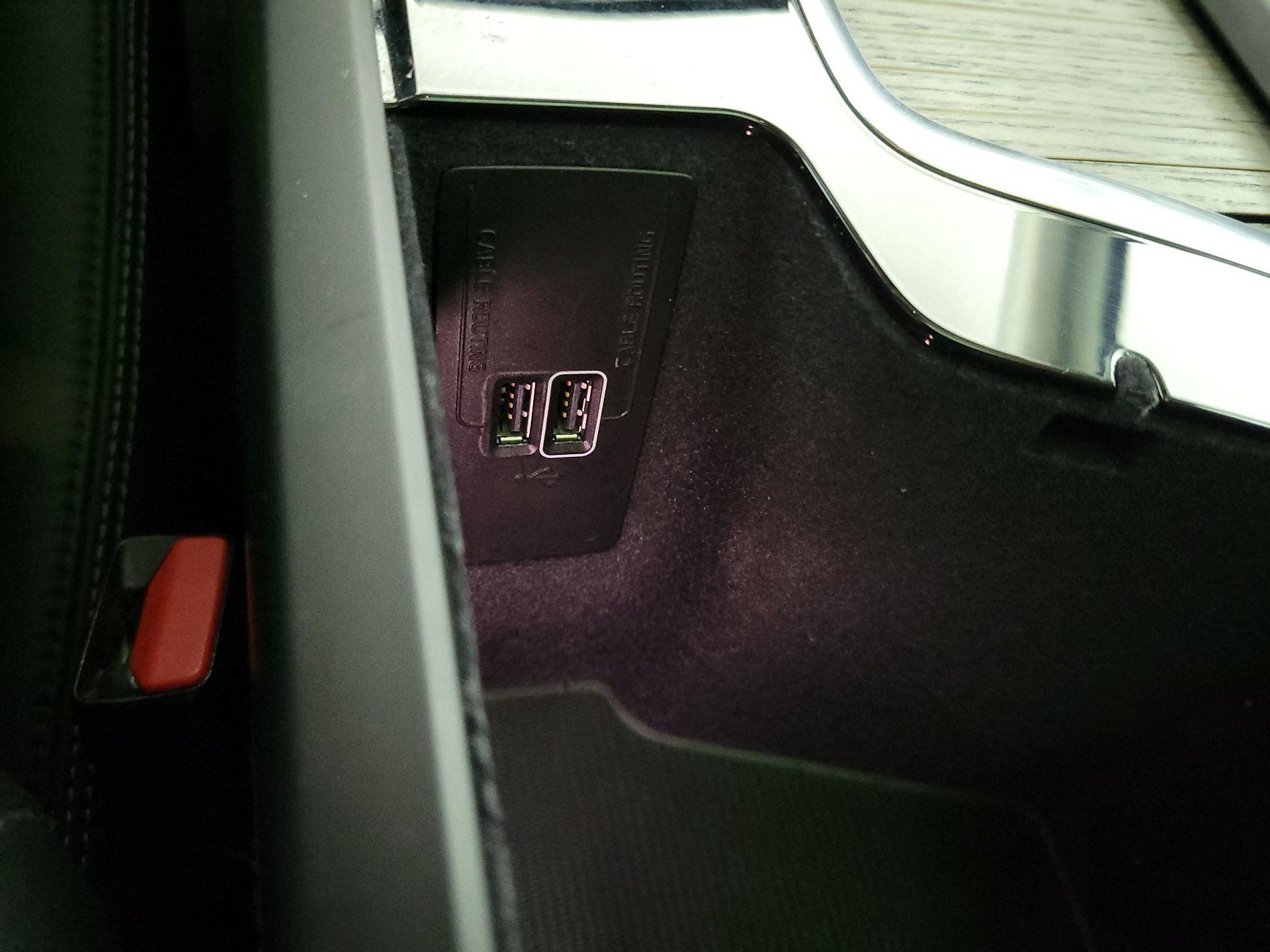 Thumbnail: 2022 Volvo XC90 - 19