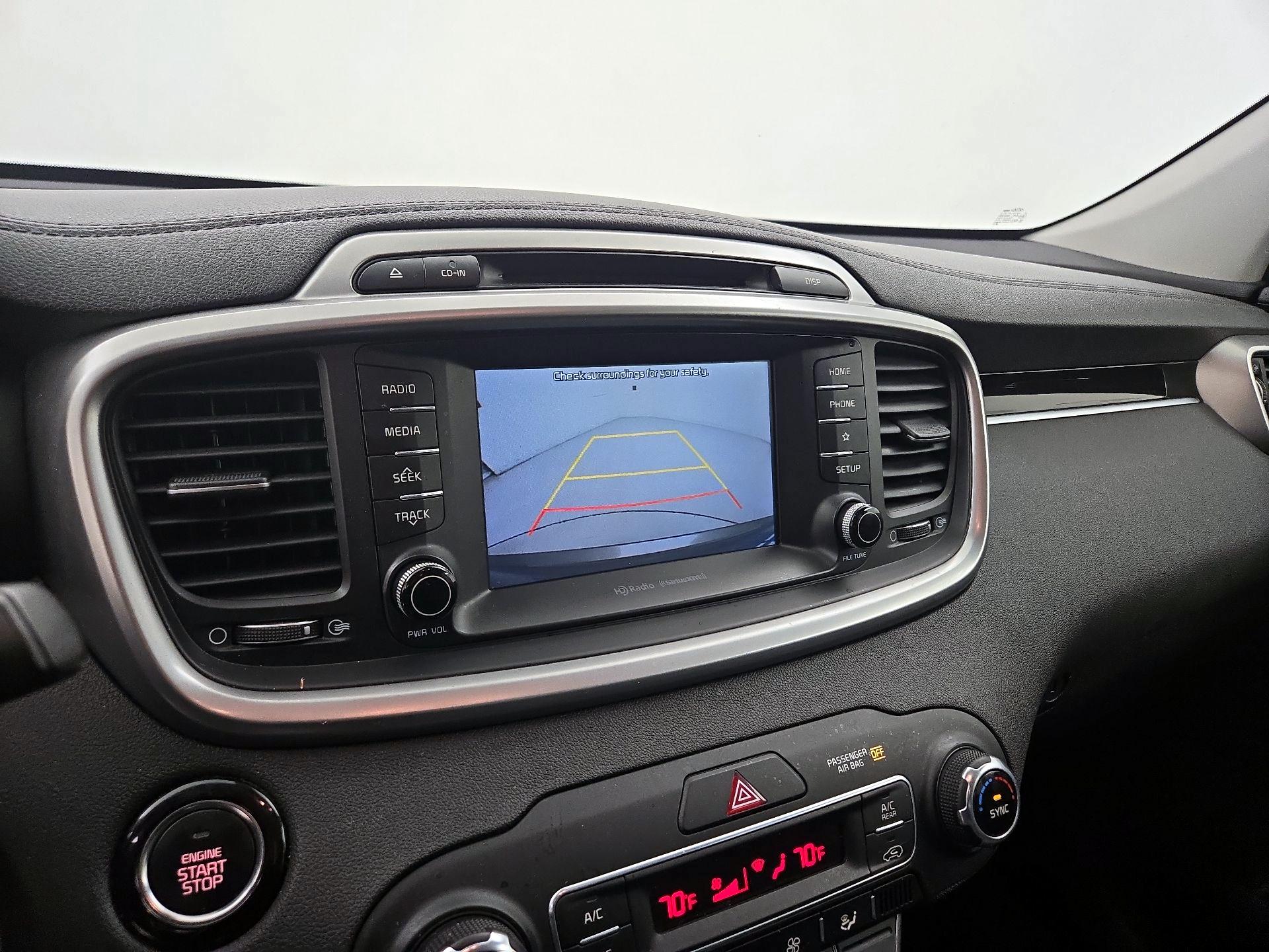 Thumbnail: 2019 Kia Sorento - 14