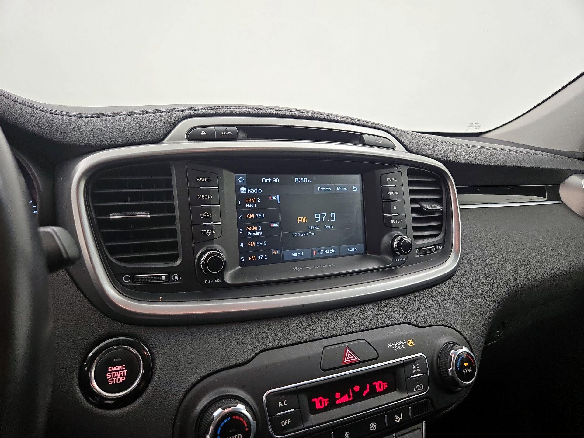 Thumbnail: 2019 Kia Sorento - 15