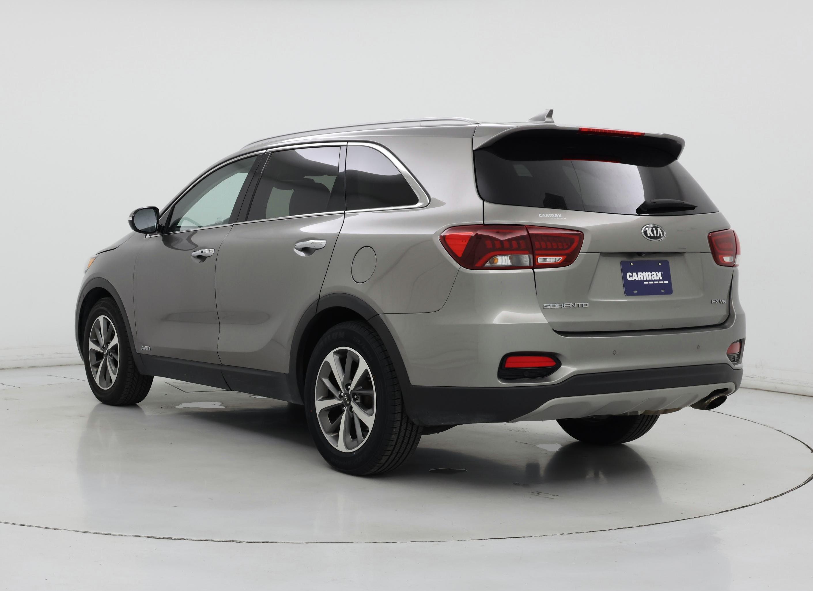 Thumbnail: 2019 Kia Sorento - 2