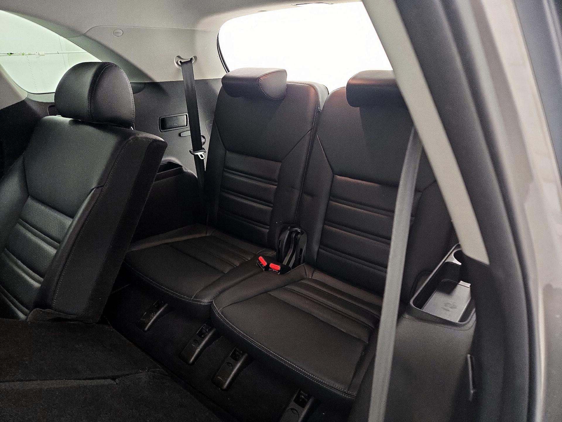 Thumbnail: 2019 Kia Sorento - 20