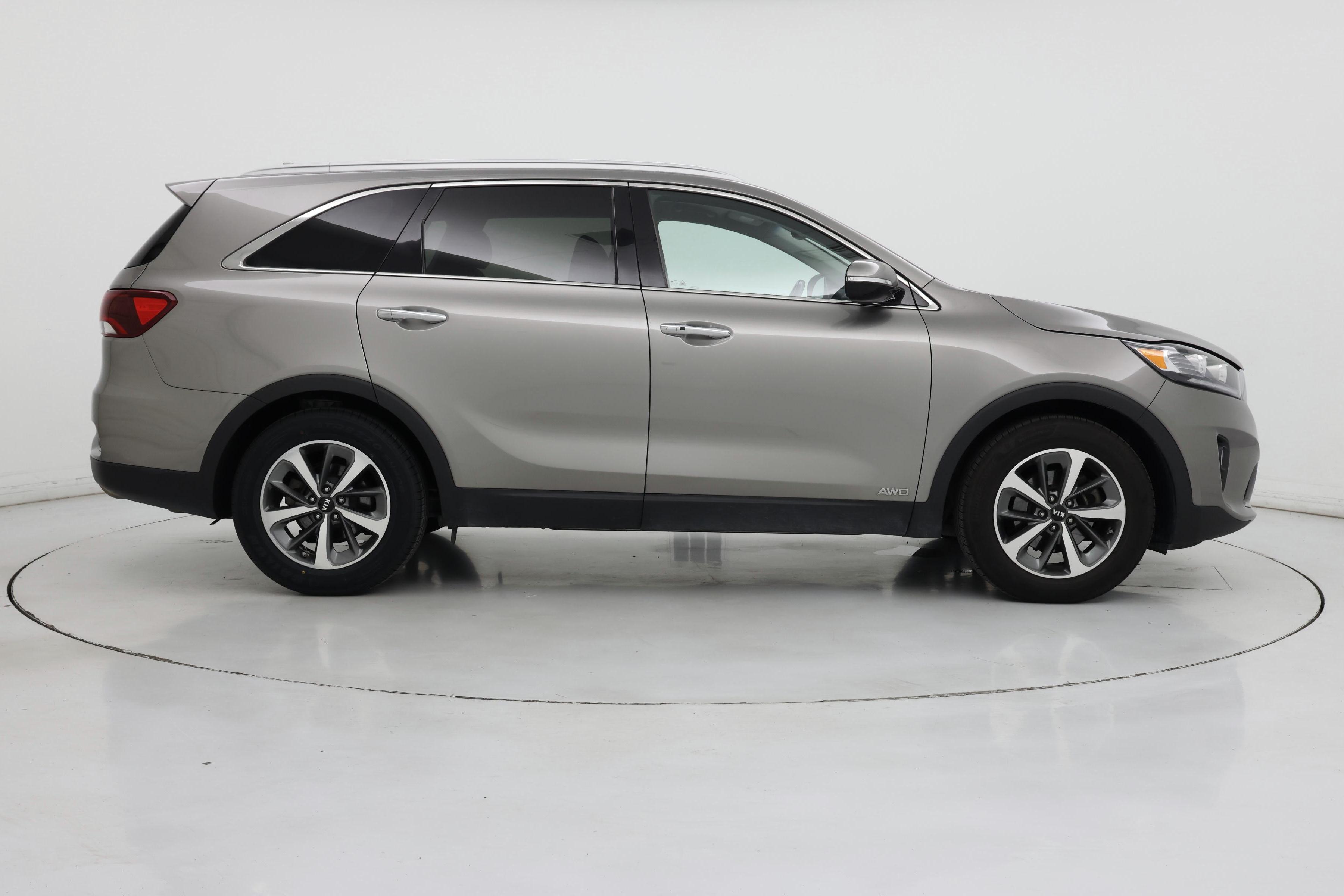 Thumbnail: 2019 Kia Sorento - 7