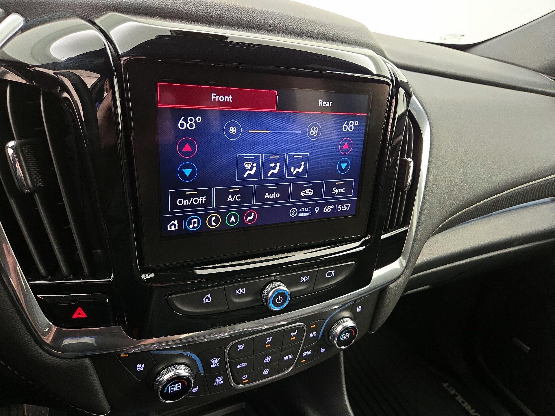 Thumbnail: 2023 Chevrolet Traverse - 17