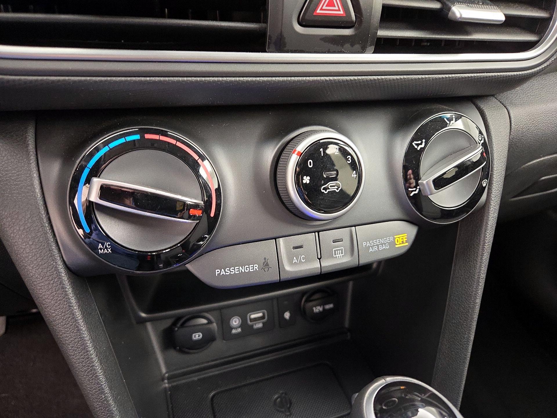 Thumbnail: 2020 Hyundai Kona - 16