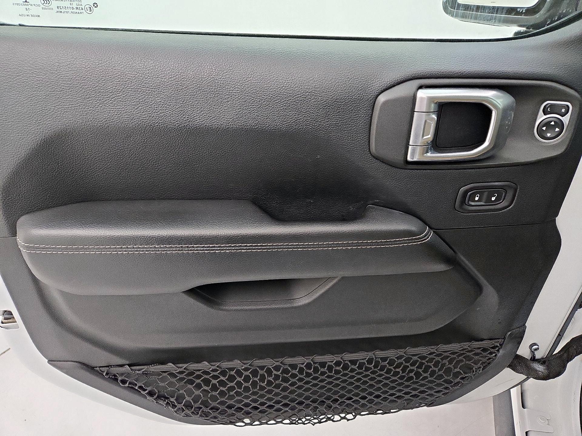 Thumbnail: 2018 Jeep Wrangler - 12