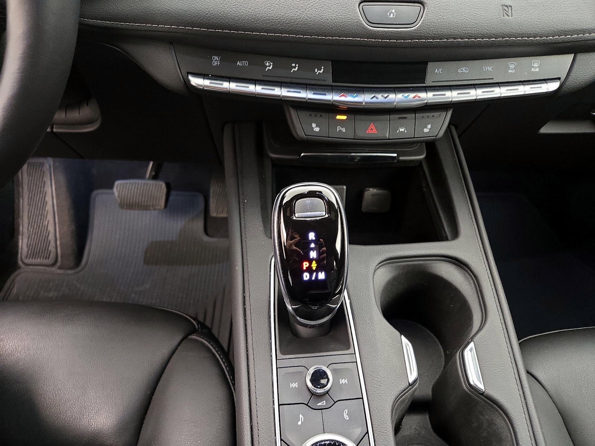 Thumbnail: 2020 Cadillac XT4 - 17