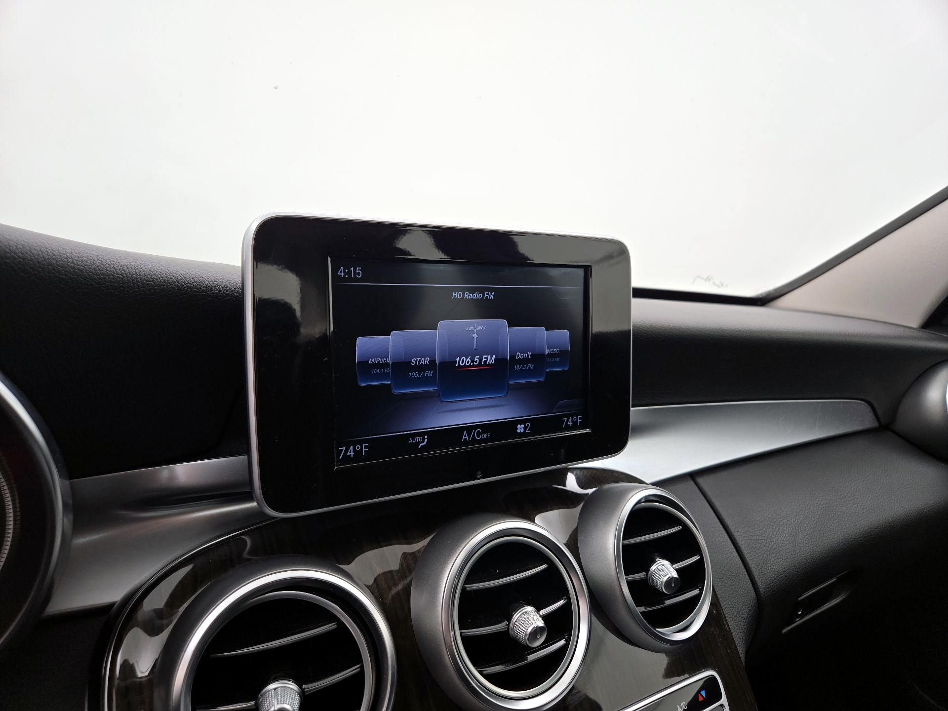 Thumbnail: 2018 Mercedes-Benz C-Class - 16