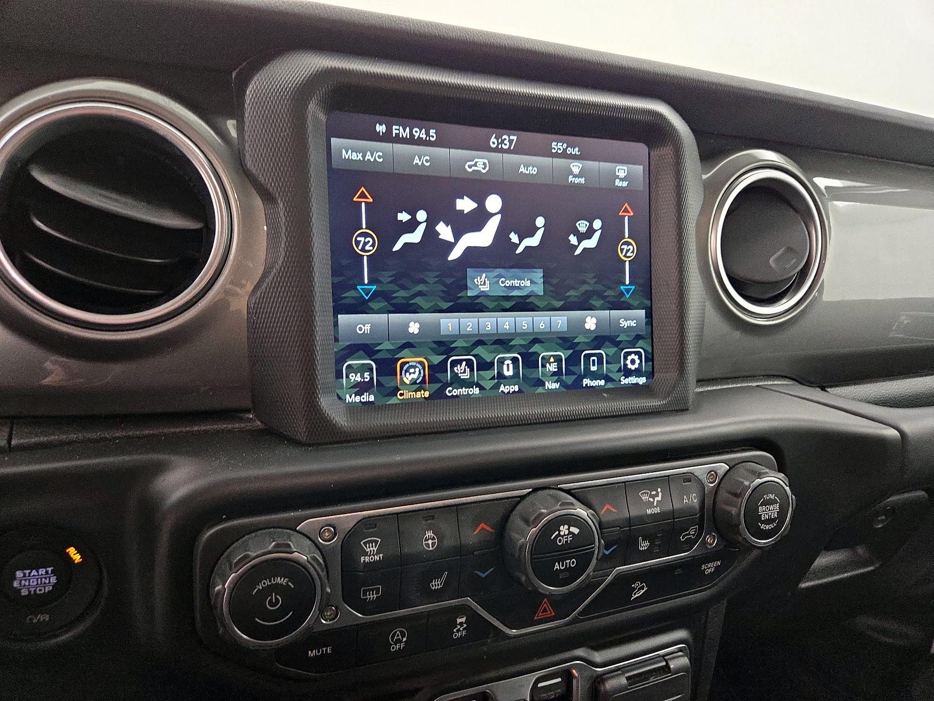 Thumbnail: 2020 Jeep Wrangler - 17