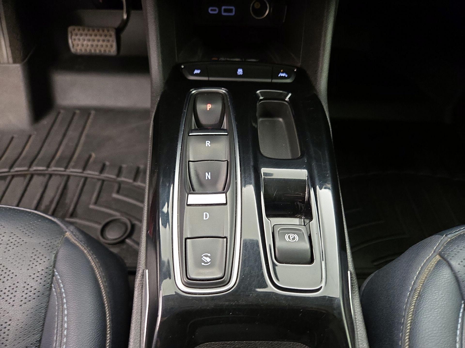 Thumbnail: 2023 Chevrolet Bolt EUV - 17