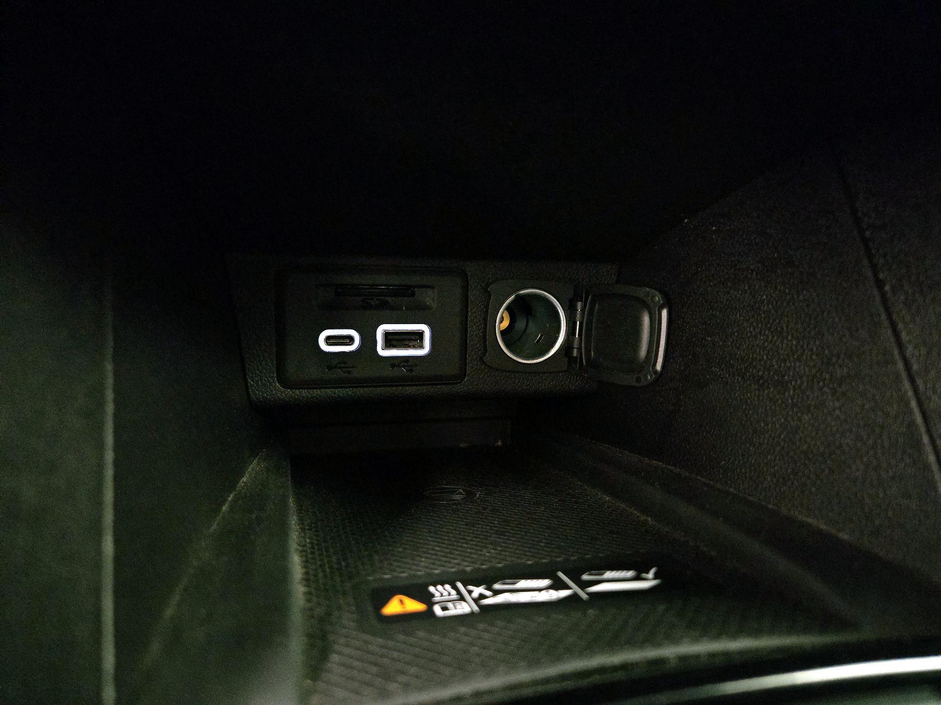 Thumbnail: 2023 Chevrolet Bolt EUV - 18