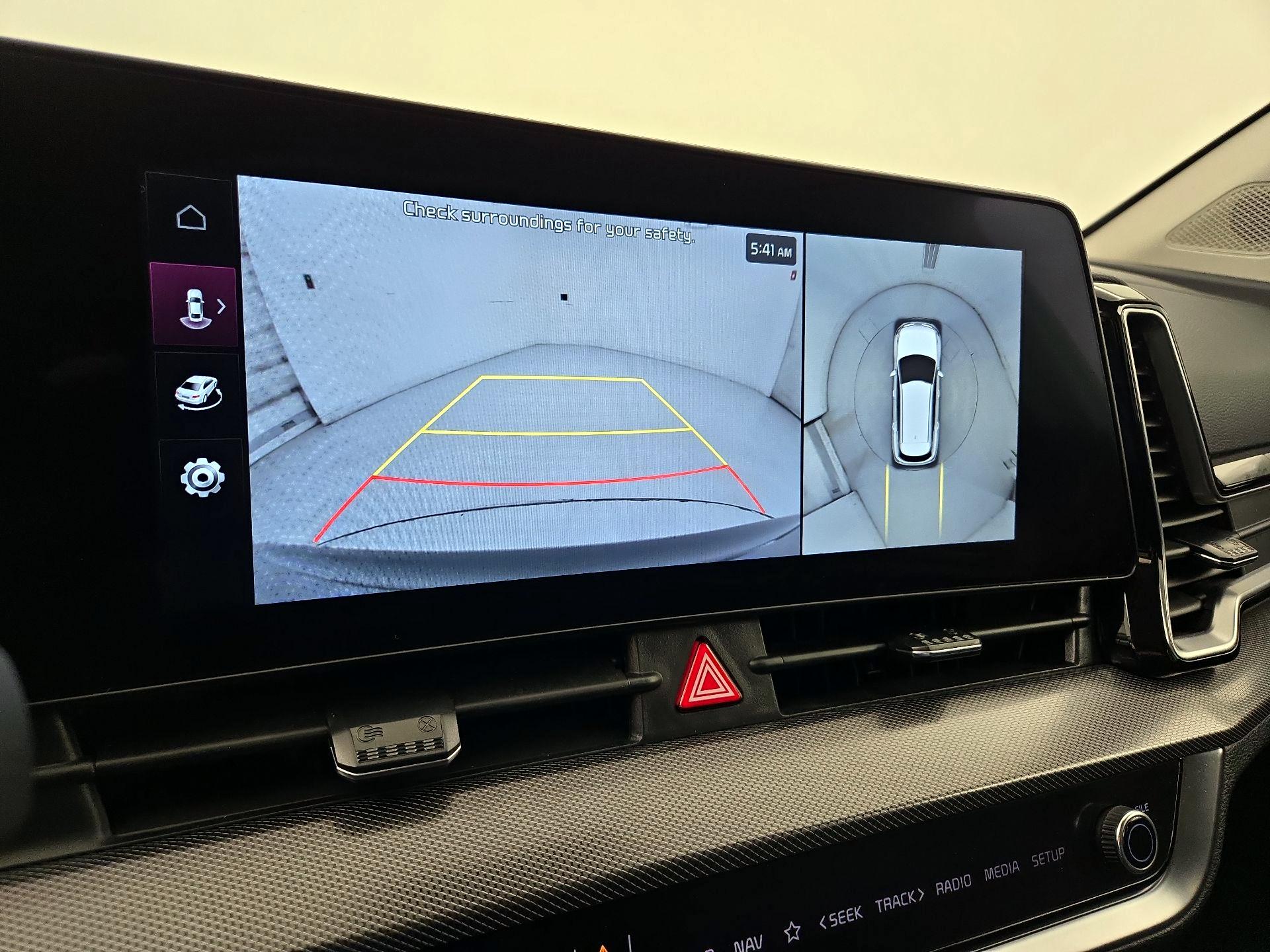 Thumbnail: 2023 Kia Sportage - 15