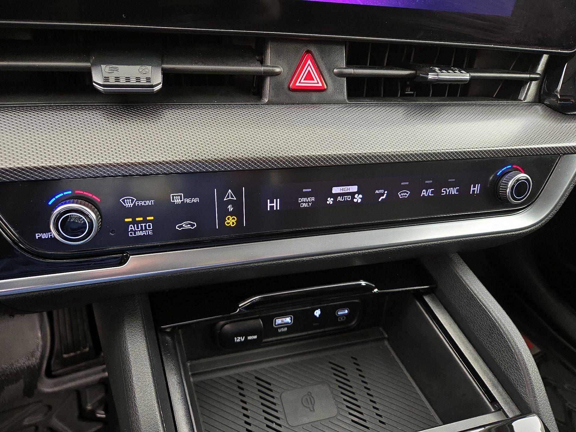 Thumbnail: 2023 Kia Sportage - 17