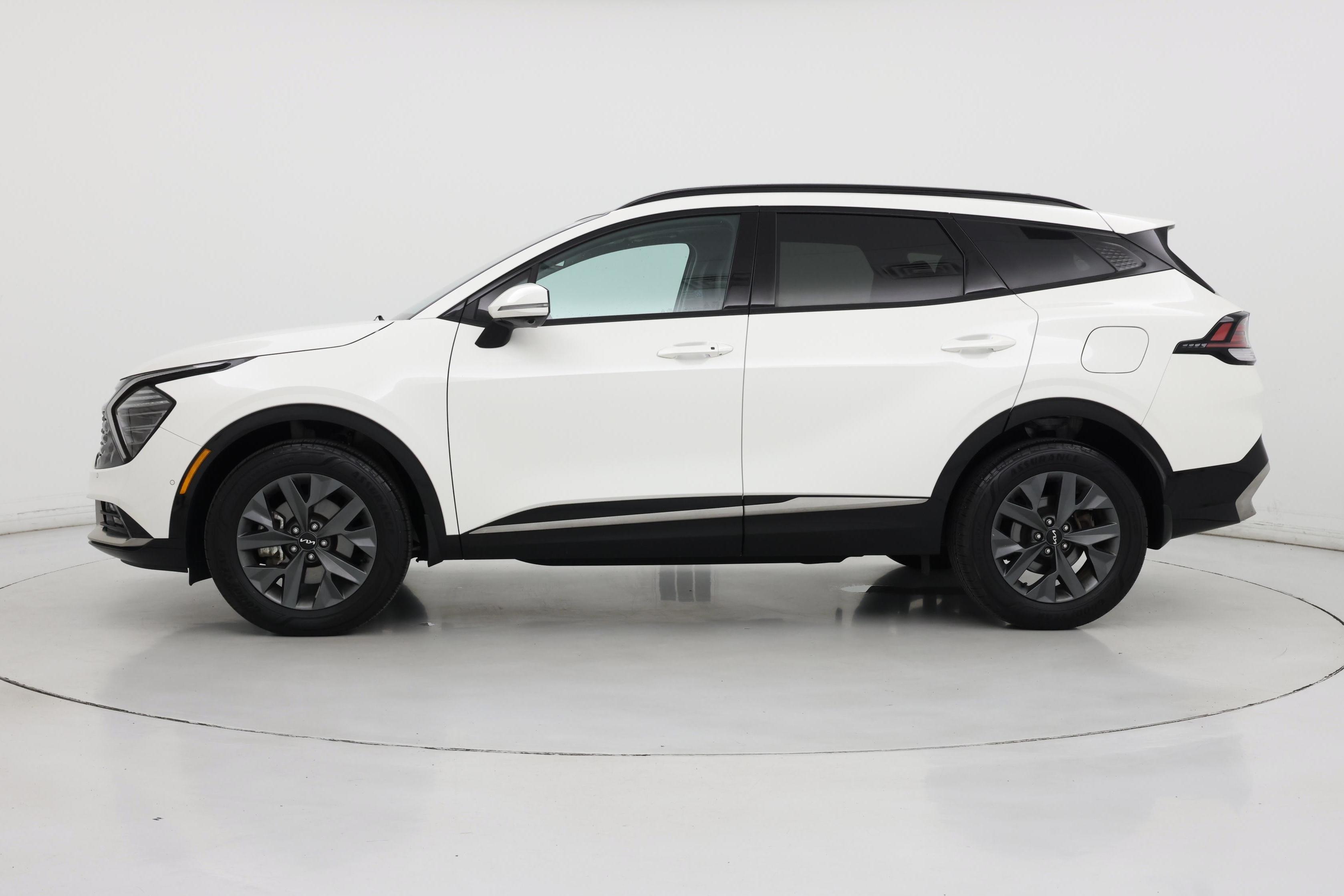 Thumbnail: 2023 Kia Sportage - 3